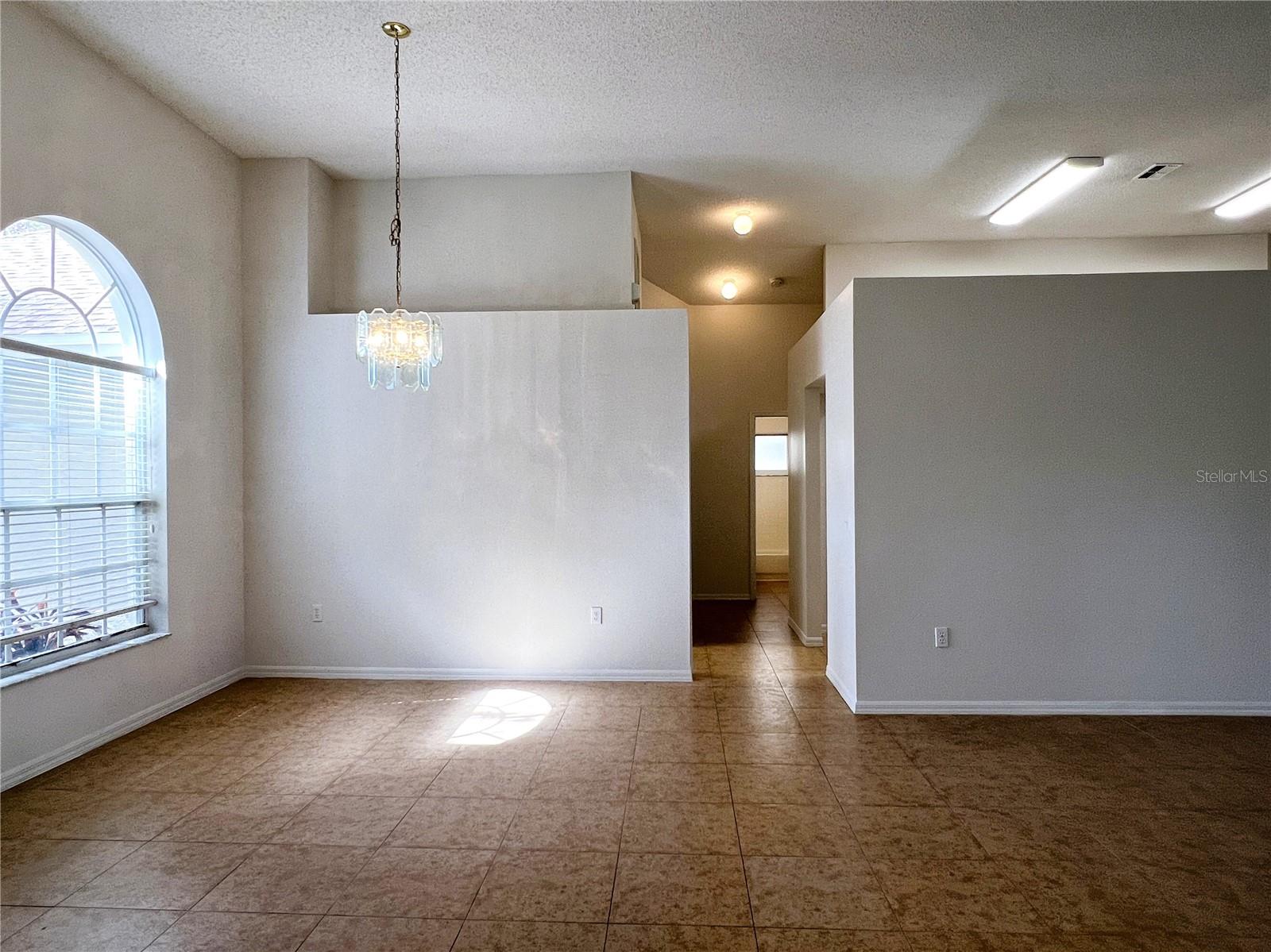 Image 12 of 36 For 9007 Westbay Boulevard