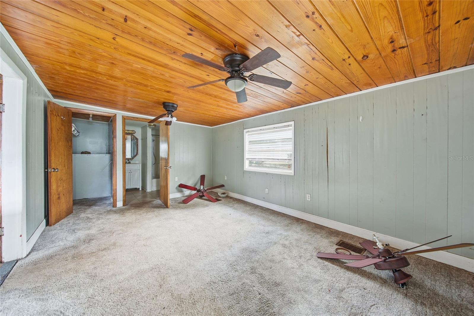 Image 18 of 23 For 37236 Poinsettia Avenue