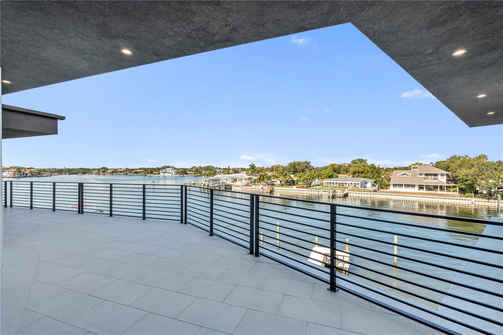 Image 43 of 44 For 1075 31st Terrace Ne