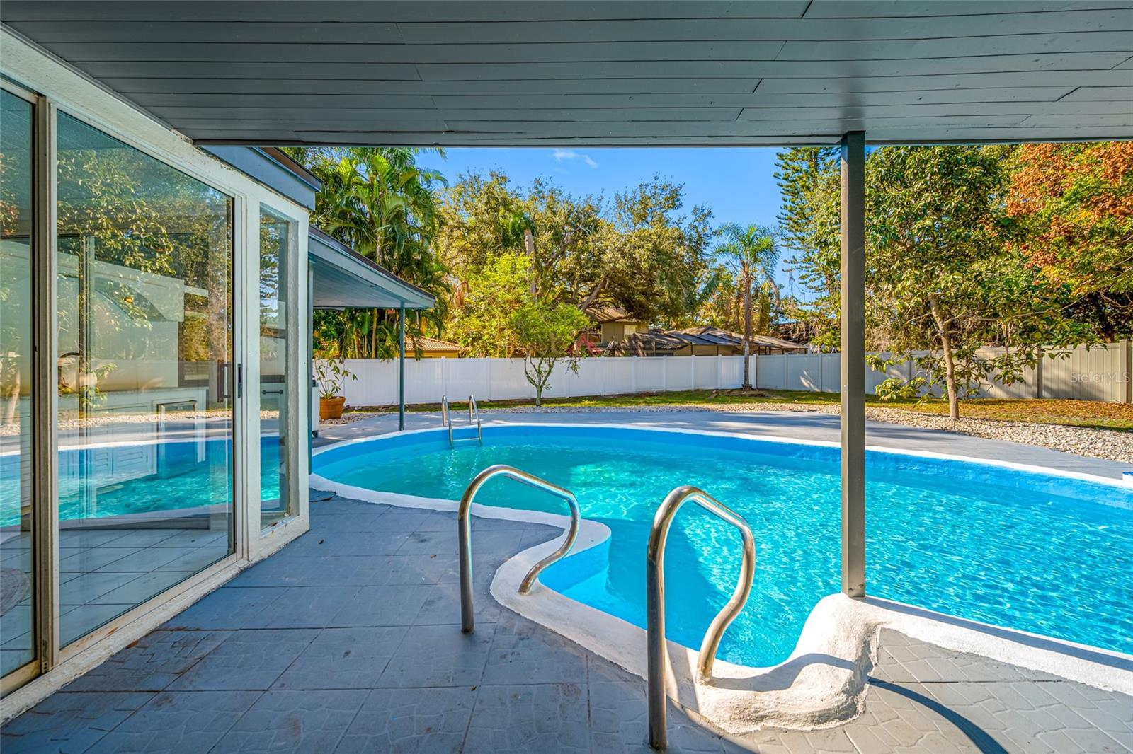 Image 11 of 64 For 1932 Oro Court