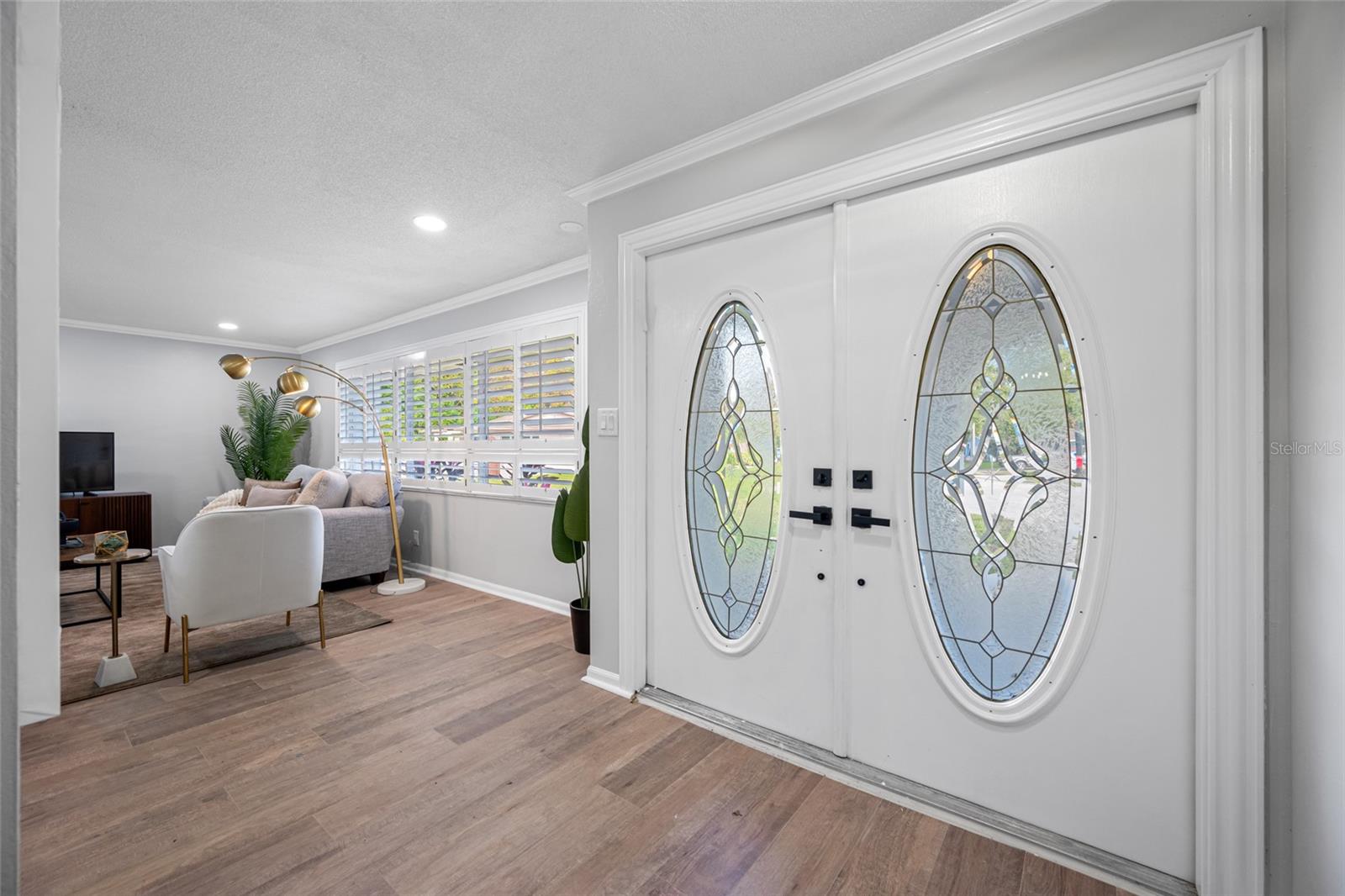 Image 13 of 64 For 1932 Oro Court