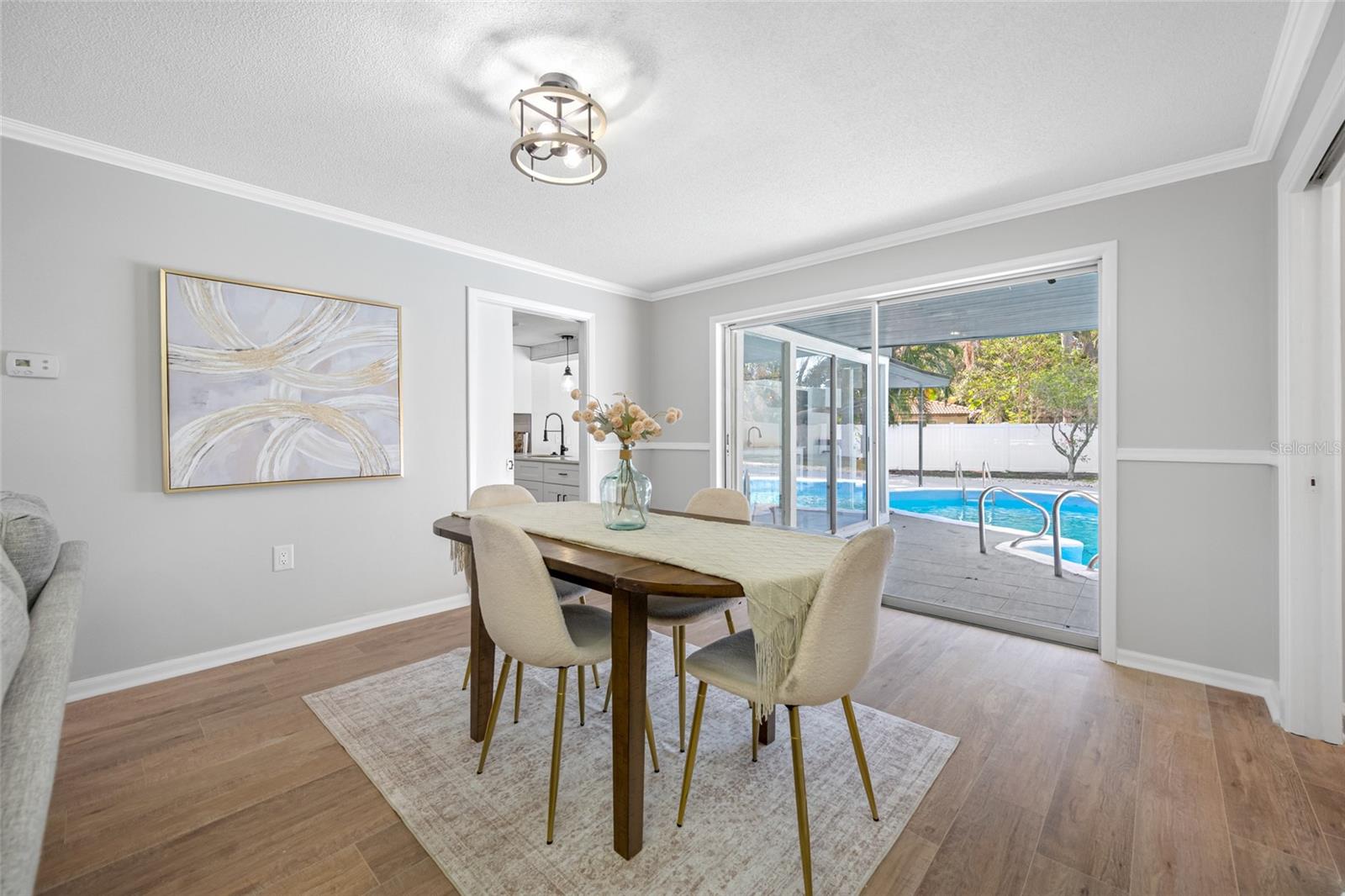 Image 21 of 64 For 1932 Oro Court