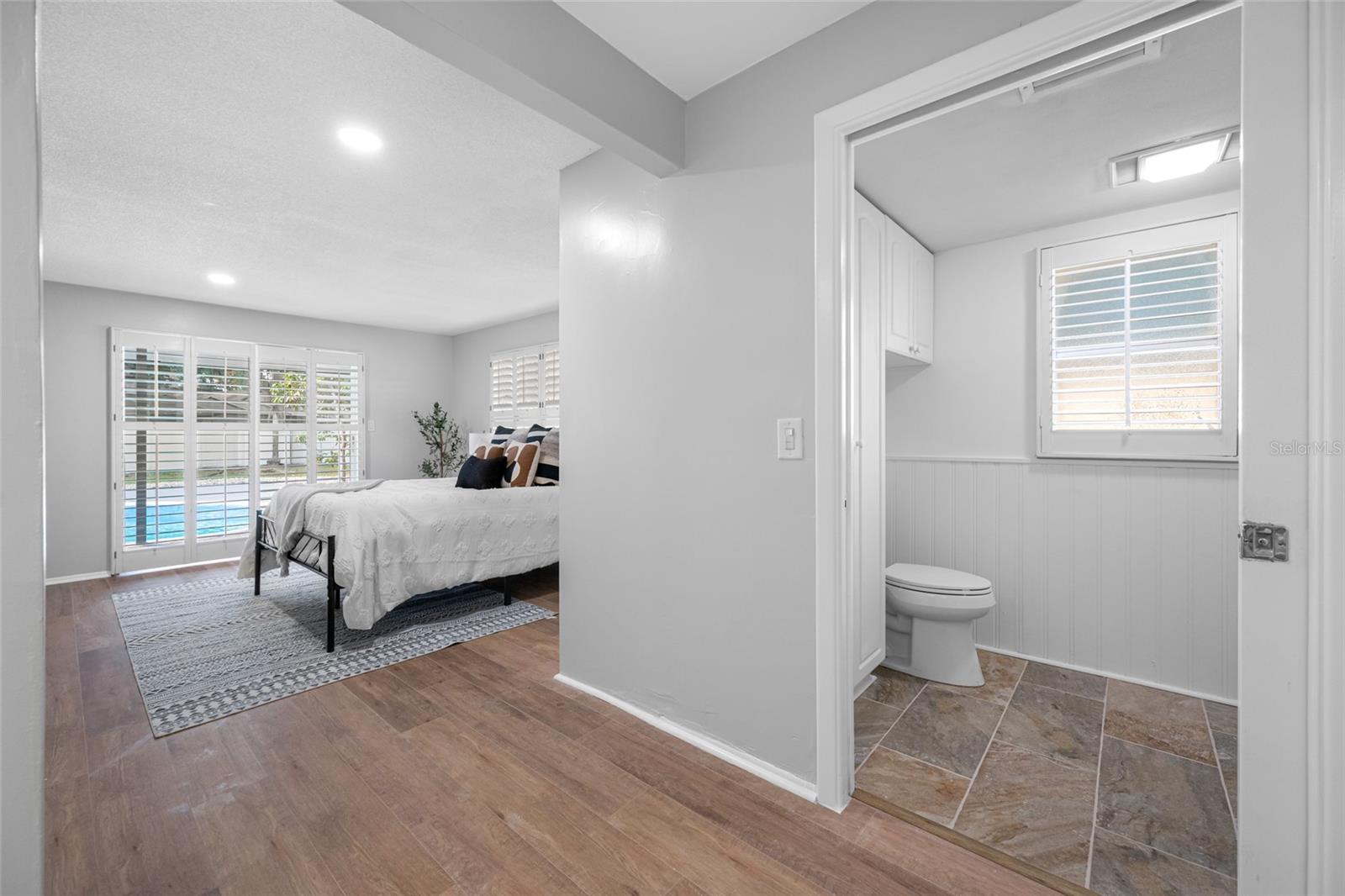 Image 29 of 64 For 1932 Oro Court