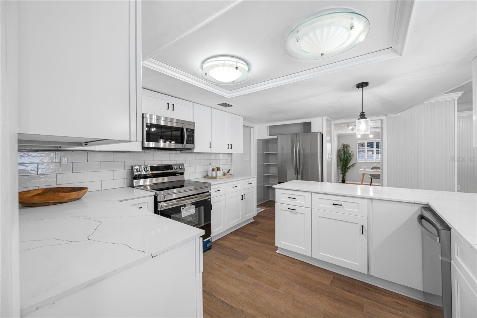 Image 33 of 64 For 1932 Oro Court