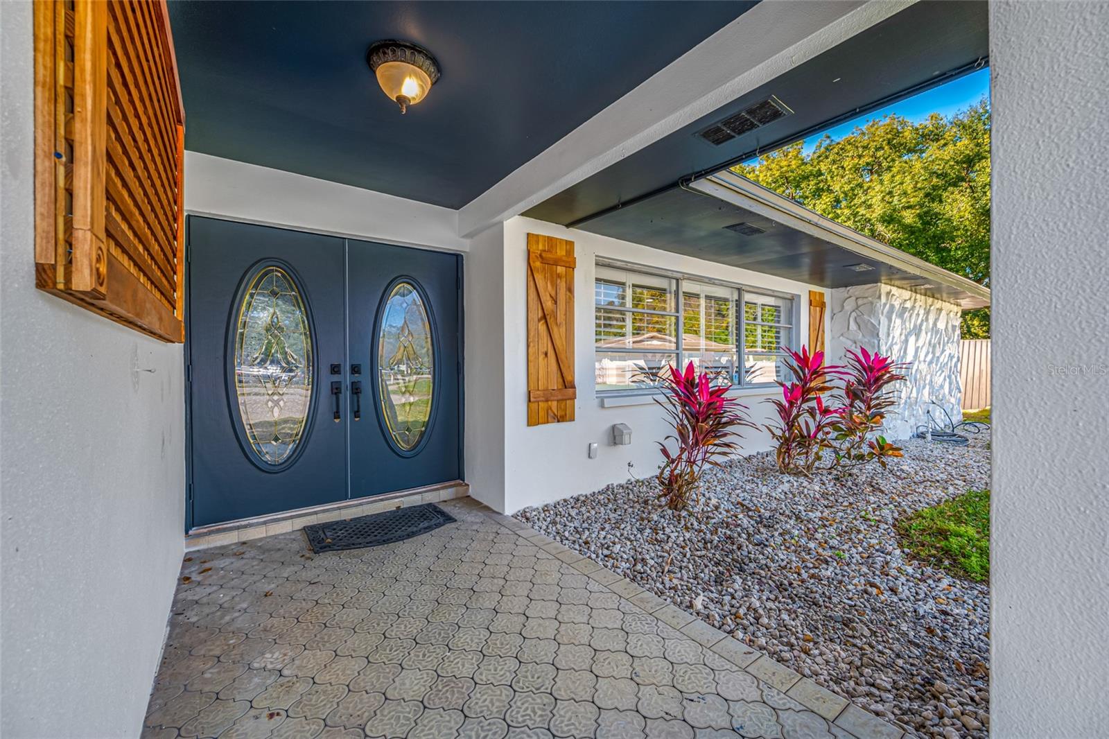 Image 4 of 64 For 1932 Oro Court