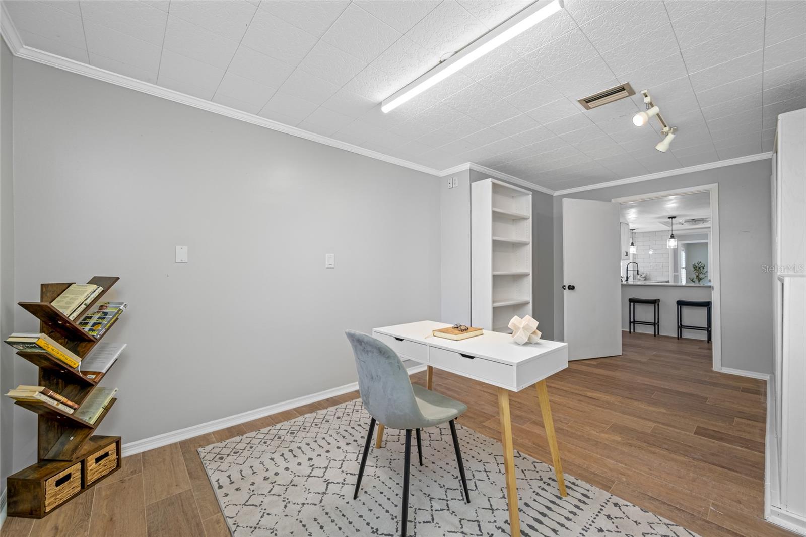 Image 42 of 64 For 1932 Oro Court