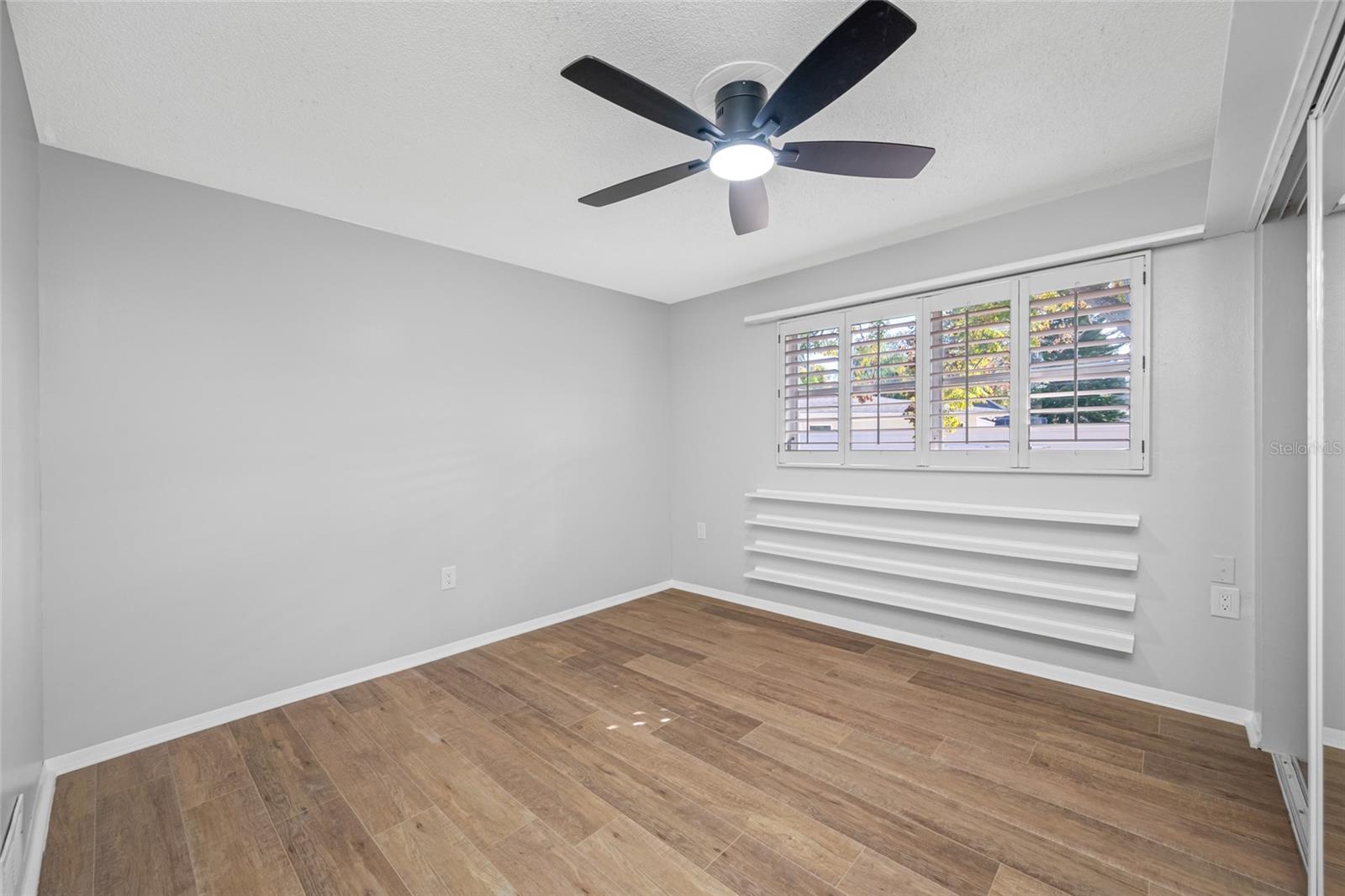 Image 49 of 64 For 1932 Oro Court