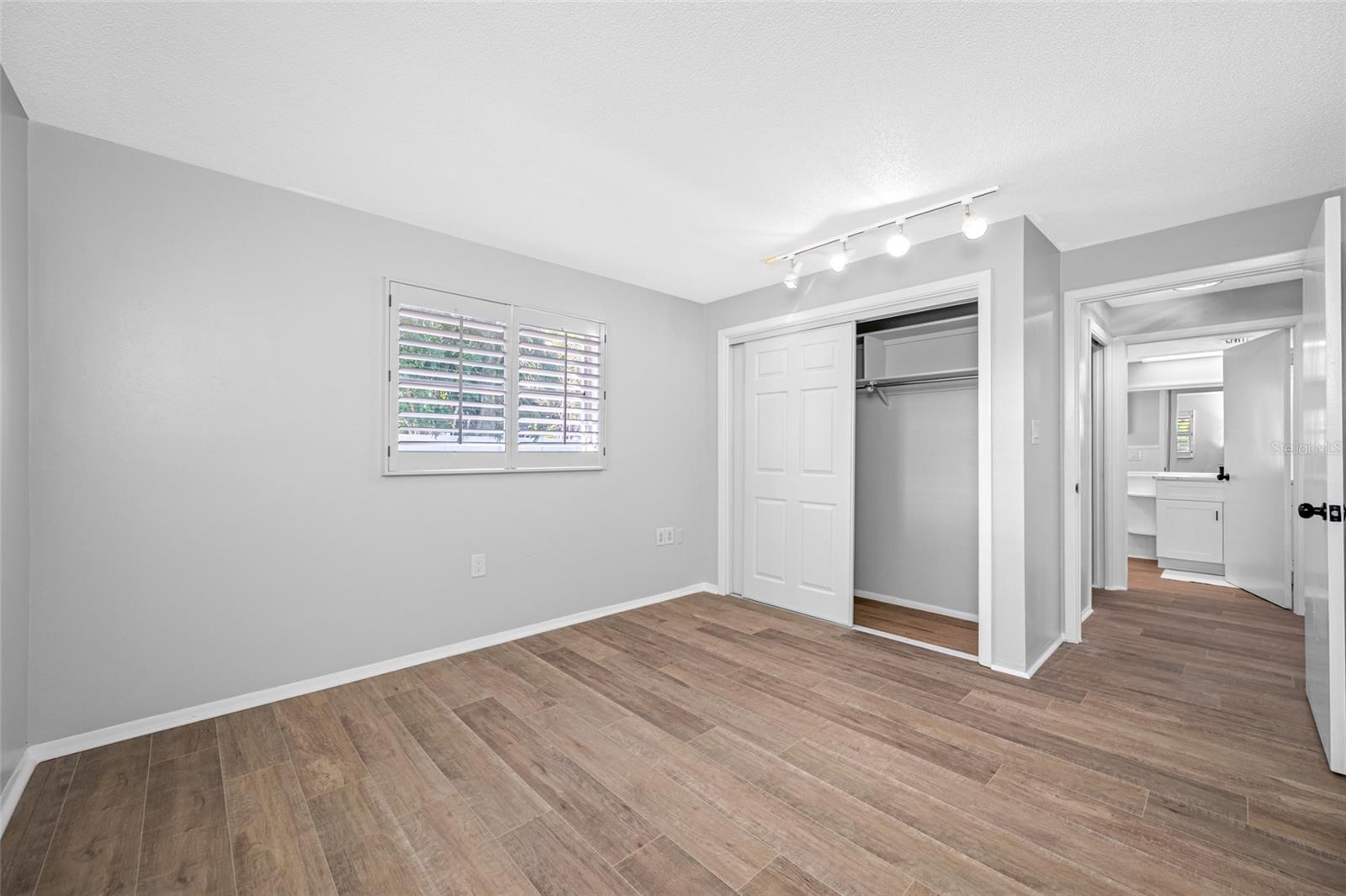 Image 54 of 64 For 1932 Oro Court