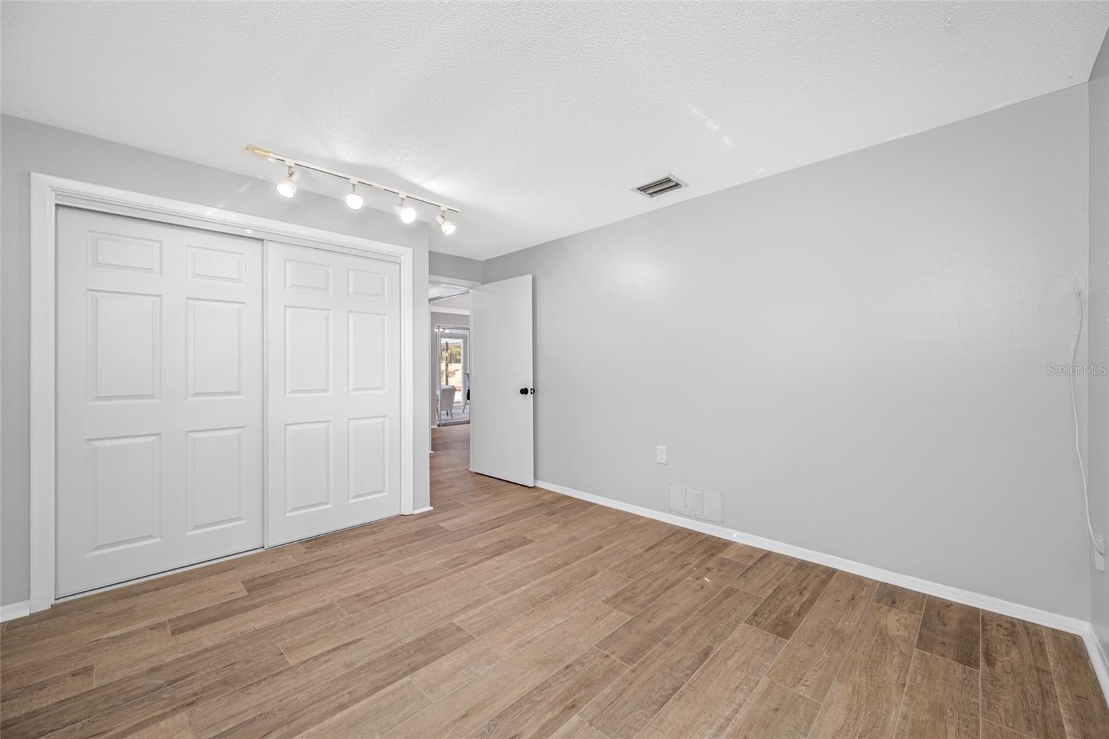 Image 55 of 64 For 1932 Oro Court