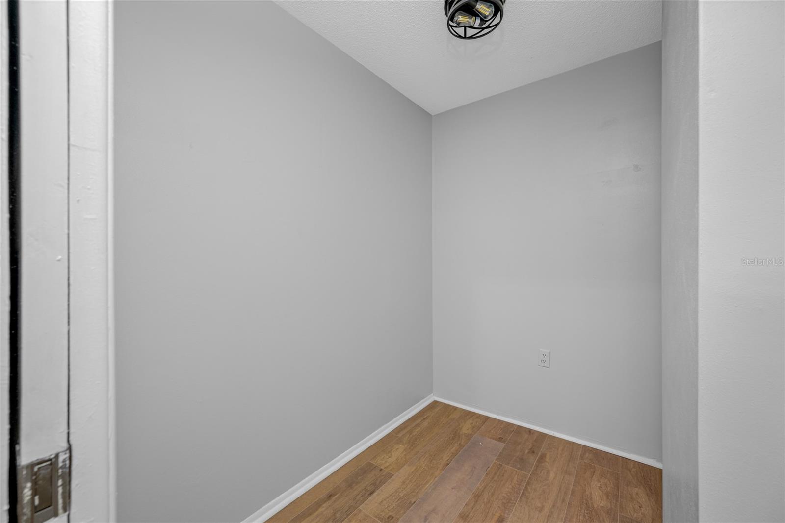 Image 59 of 64 For 1932 Oro Court