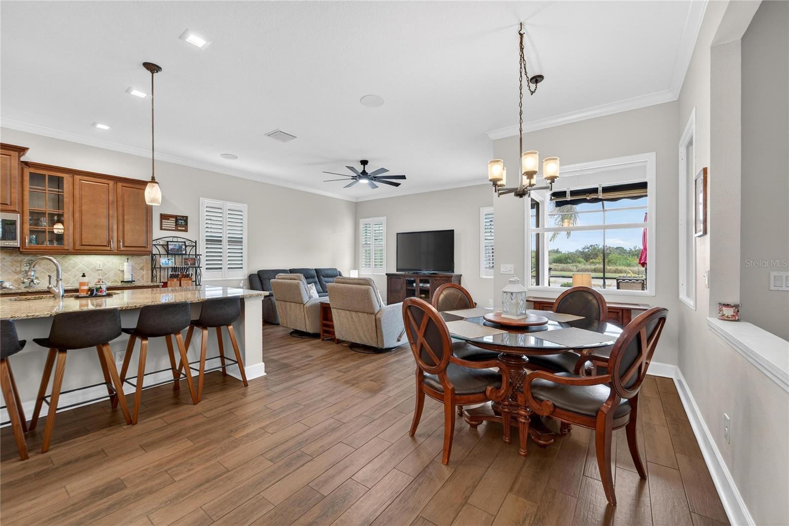 Image 19 of 96 For 1613 Emerald Dunes Drive