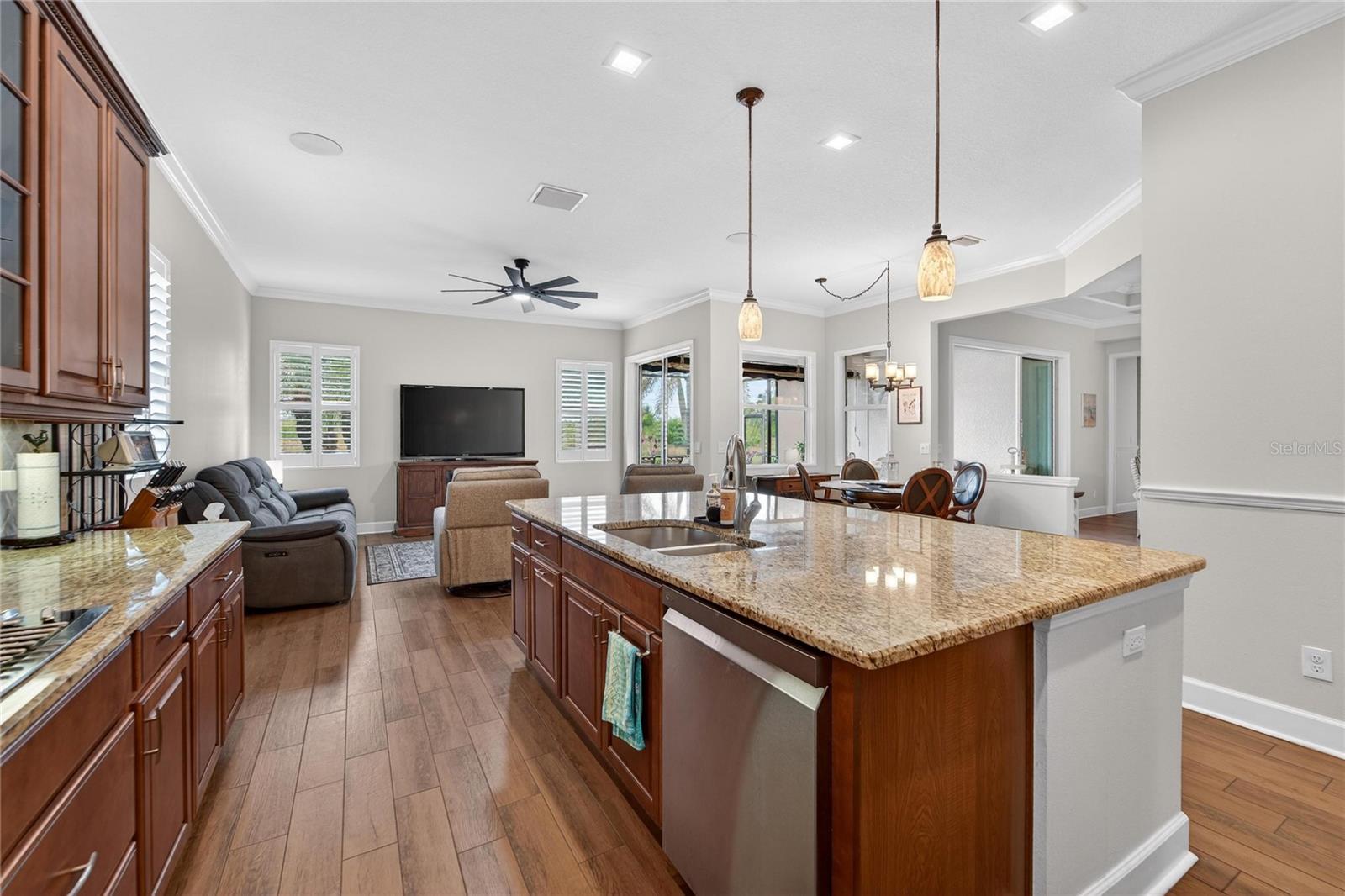 Image 25 of 96 For 1613 Emerald Dunes Drive