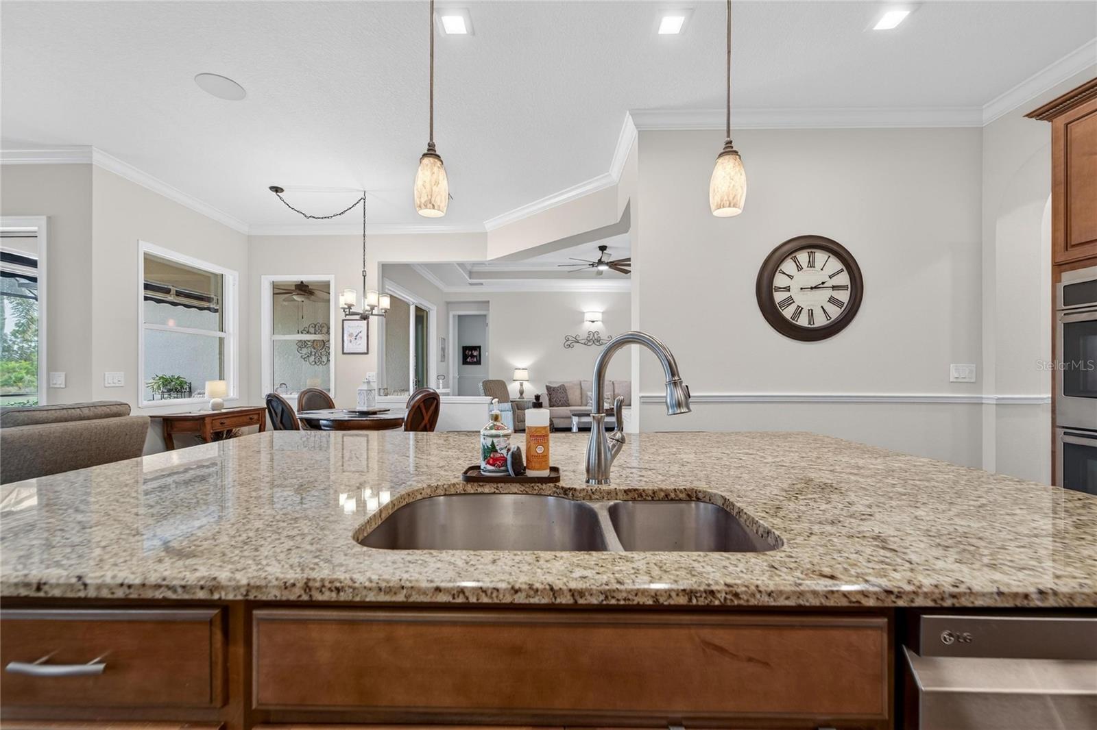 Image 28 of 96 For 1613 Emerald Dunes Drive