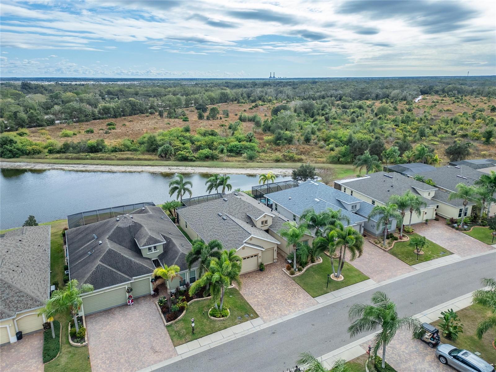 Image 88 of 96 For 1613 Emerald Dunes Drive