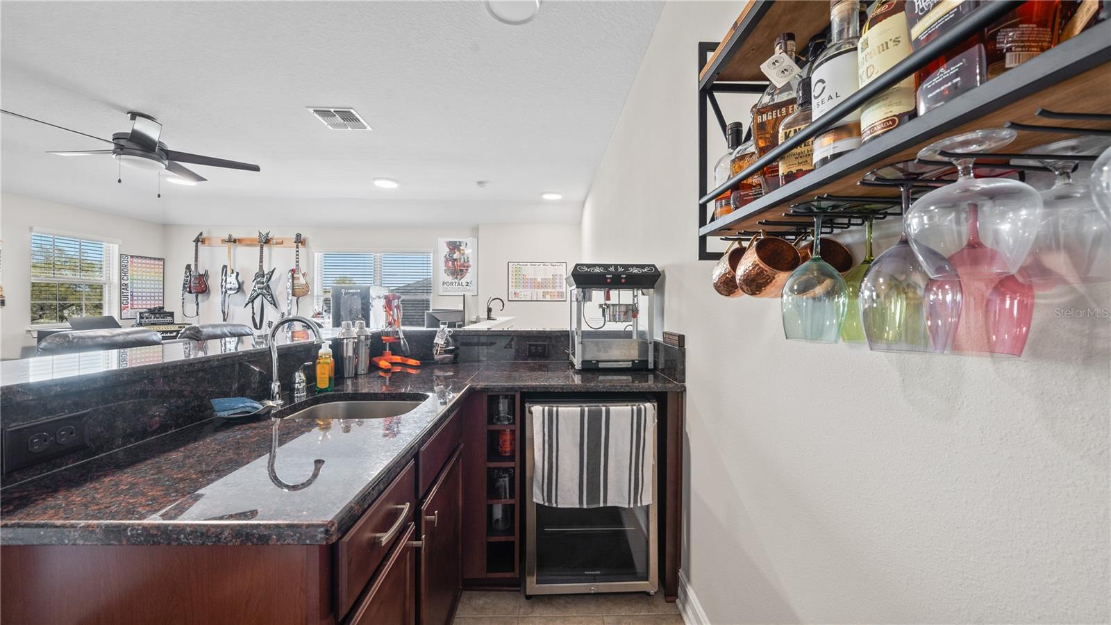 Image 38 of 60 For 13085 Utopia Loop