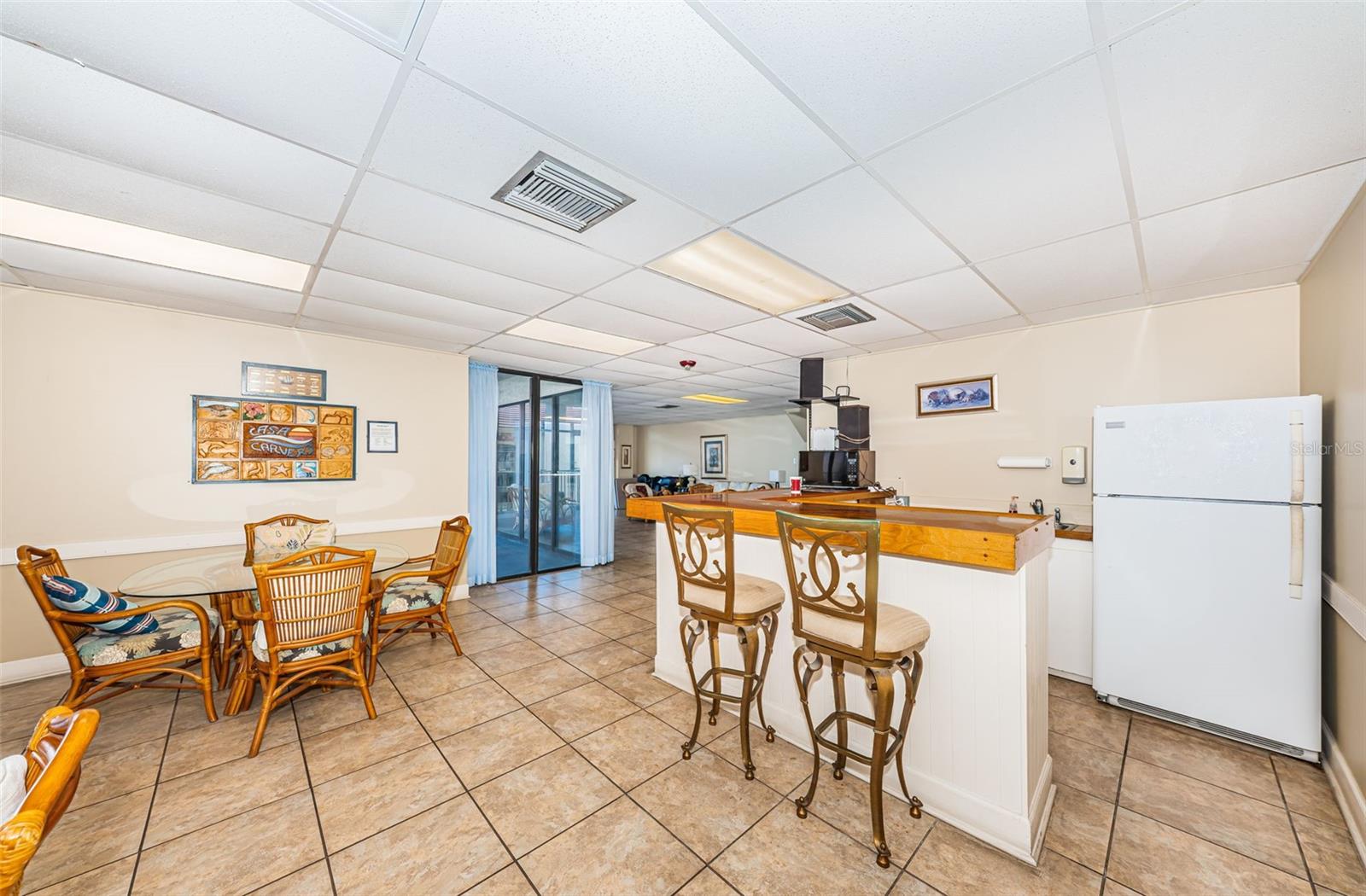 Image 34 of 65 For 6051 Sun Boulevard 103