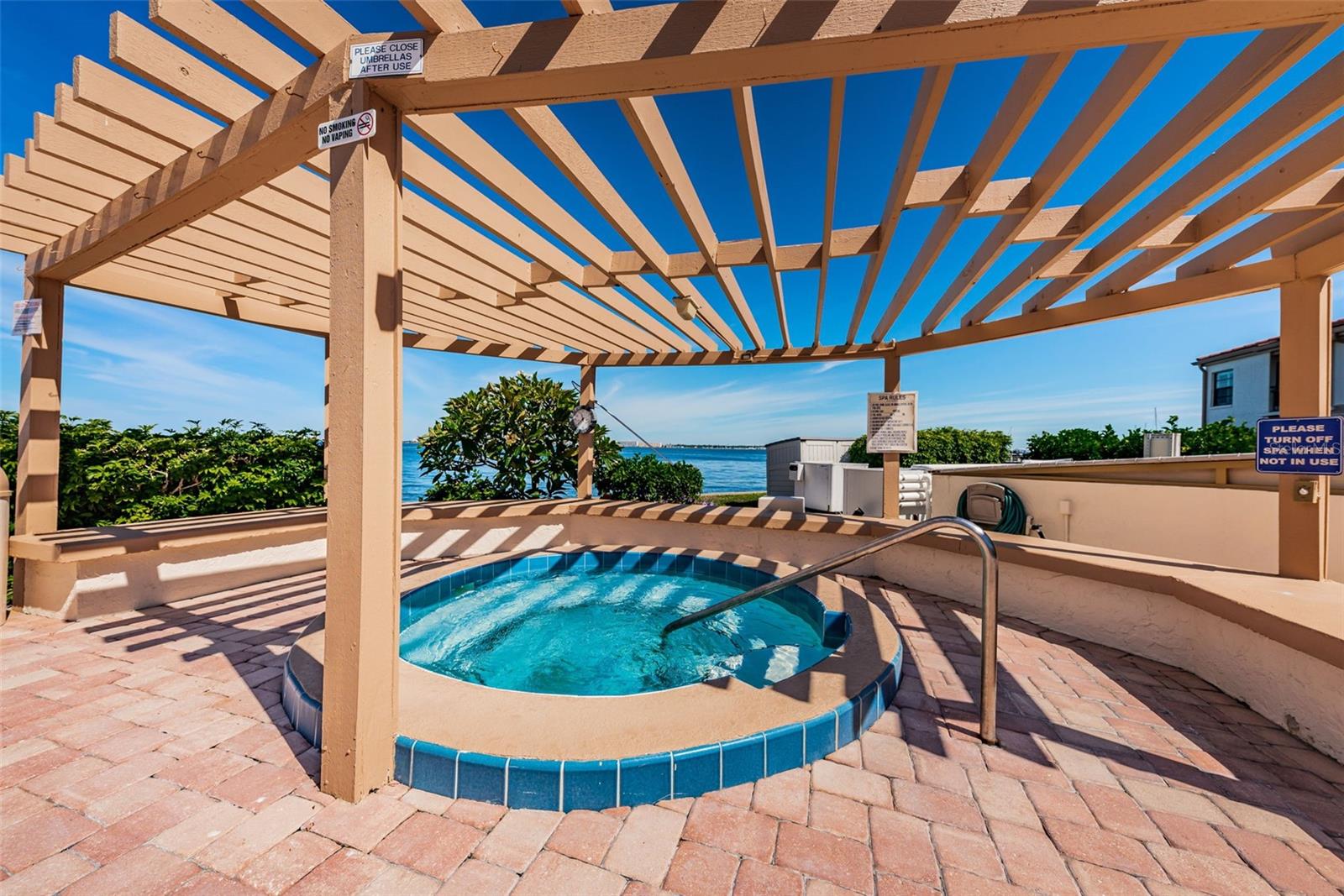 Image 46 of 65 For 6051 Sun Boulevard 103