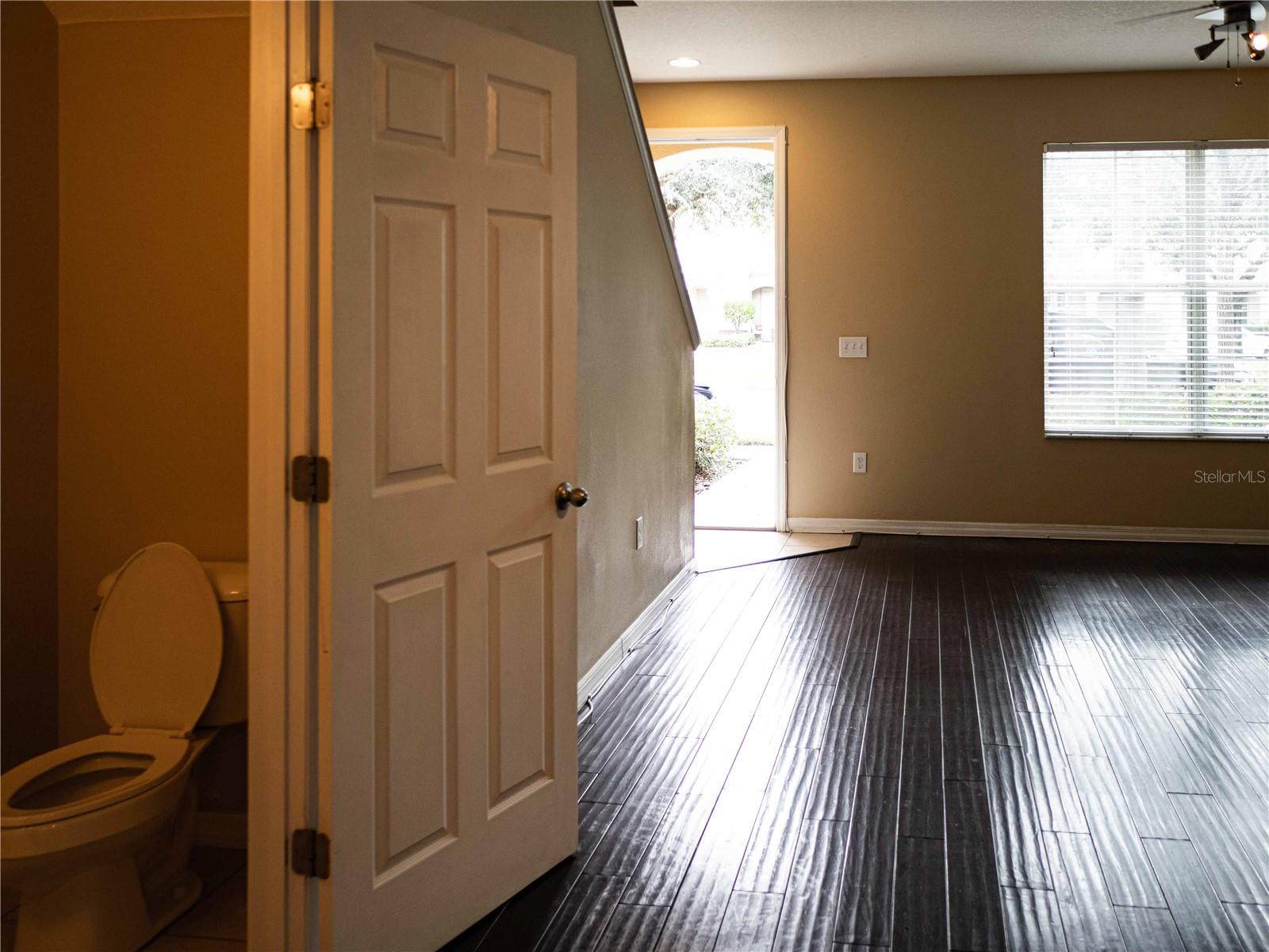 Image 9 of 25 For 12636 Carlby Circle