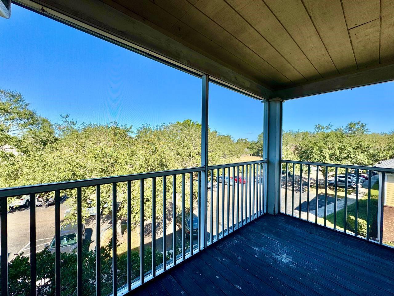 Image 16 of 24 For 10110 Winsford Oak Boulevard 623