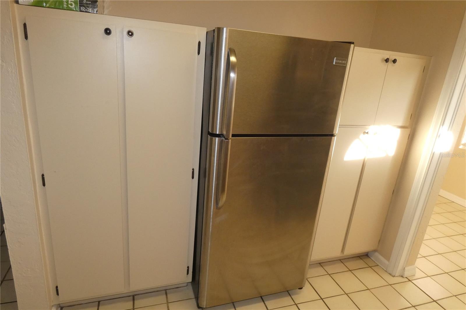 Image 9 of 16 For 210 43rd Avenue N