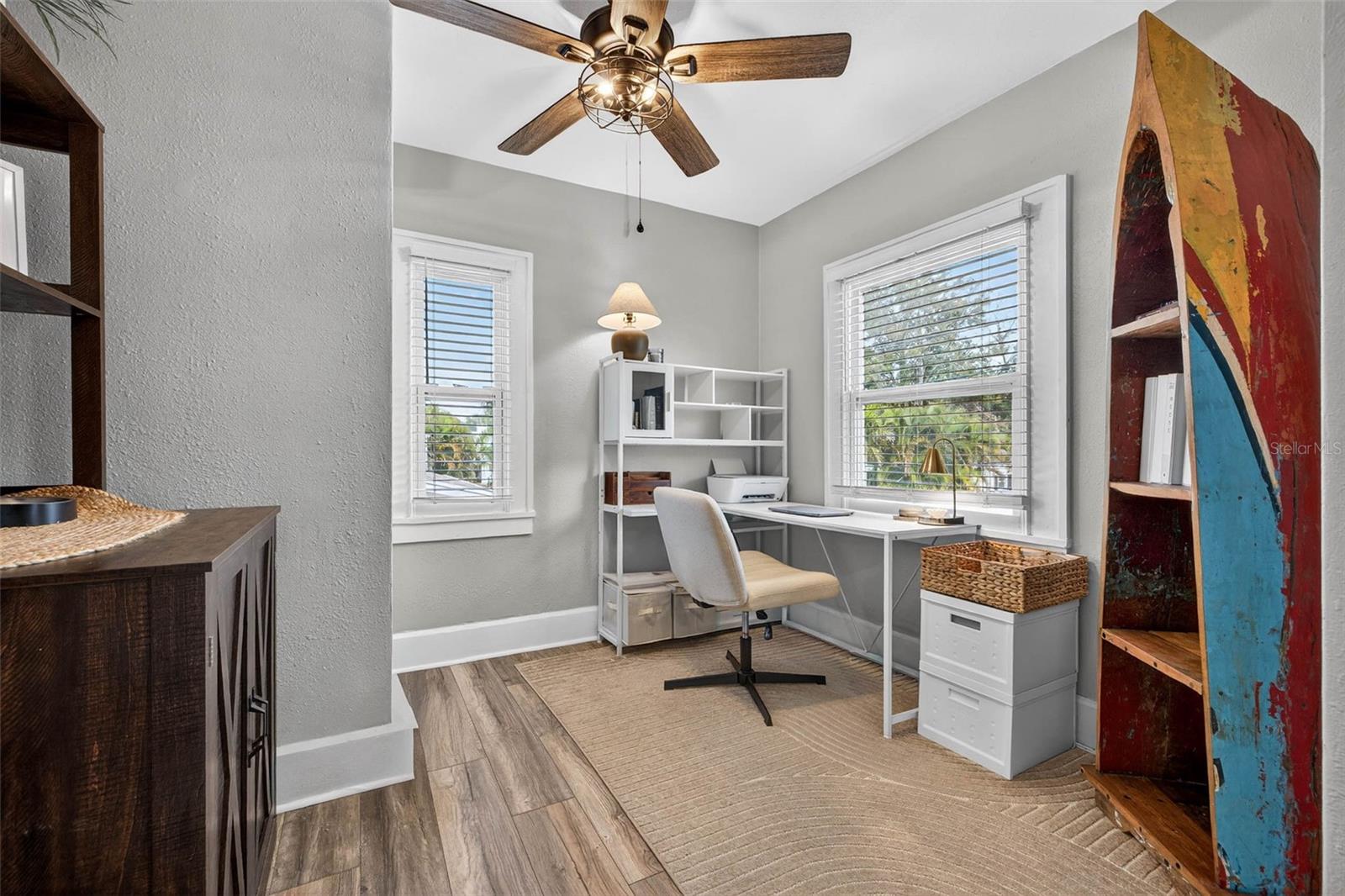 Image 18 of 33 For 718 26th Avenue N