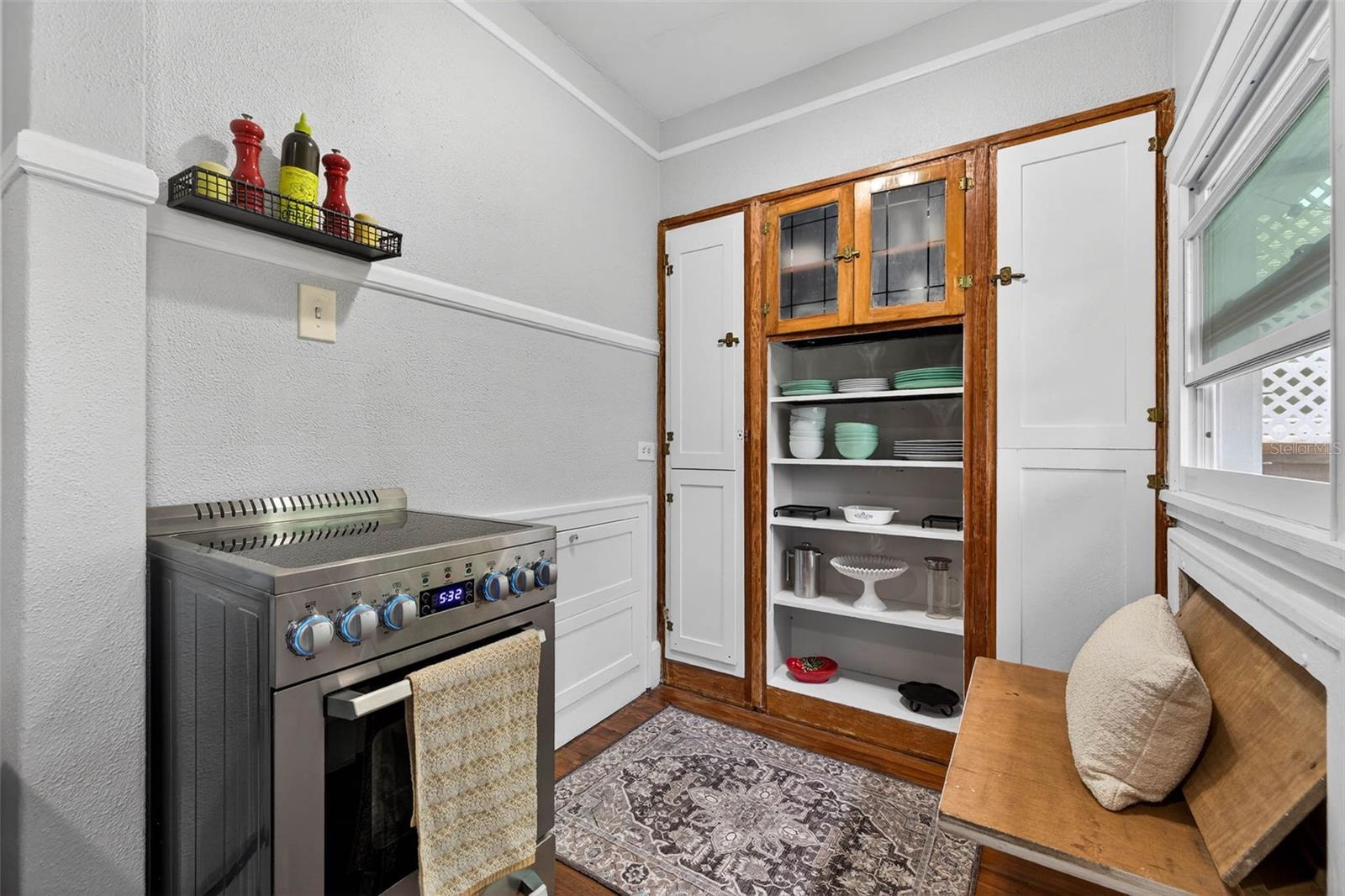 Image 20 of 33 For 718 26th Avenue N