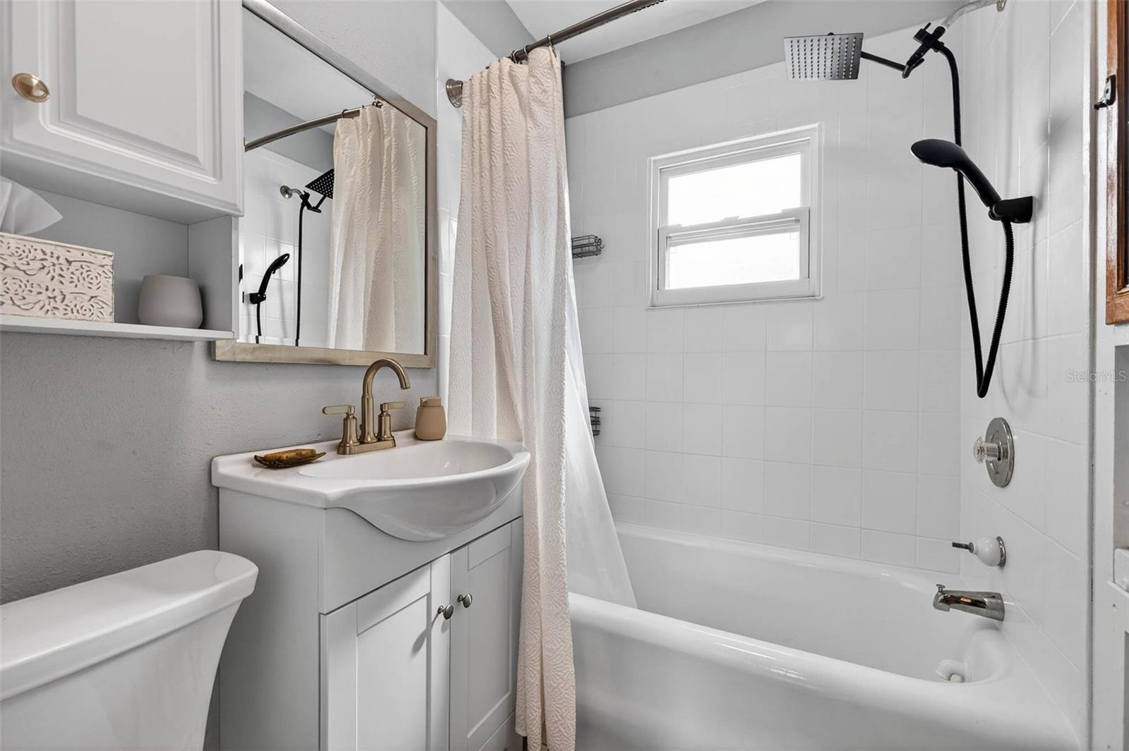 Image 25 of 33 For 718 26th Avenue N