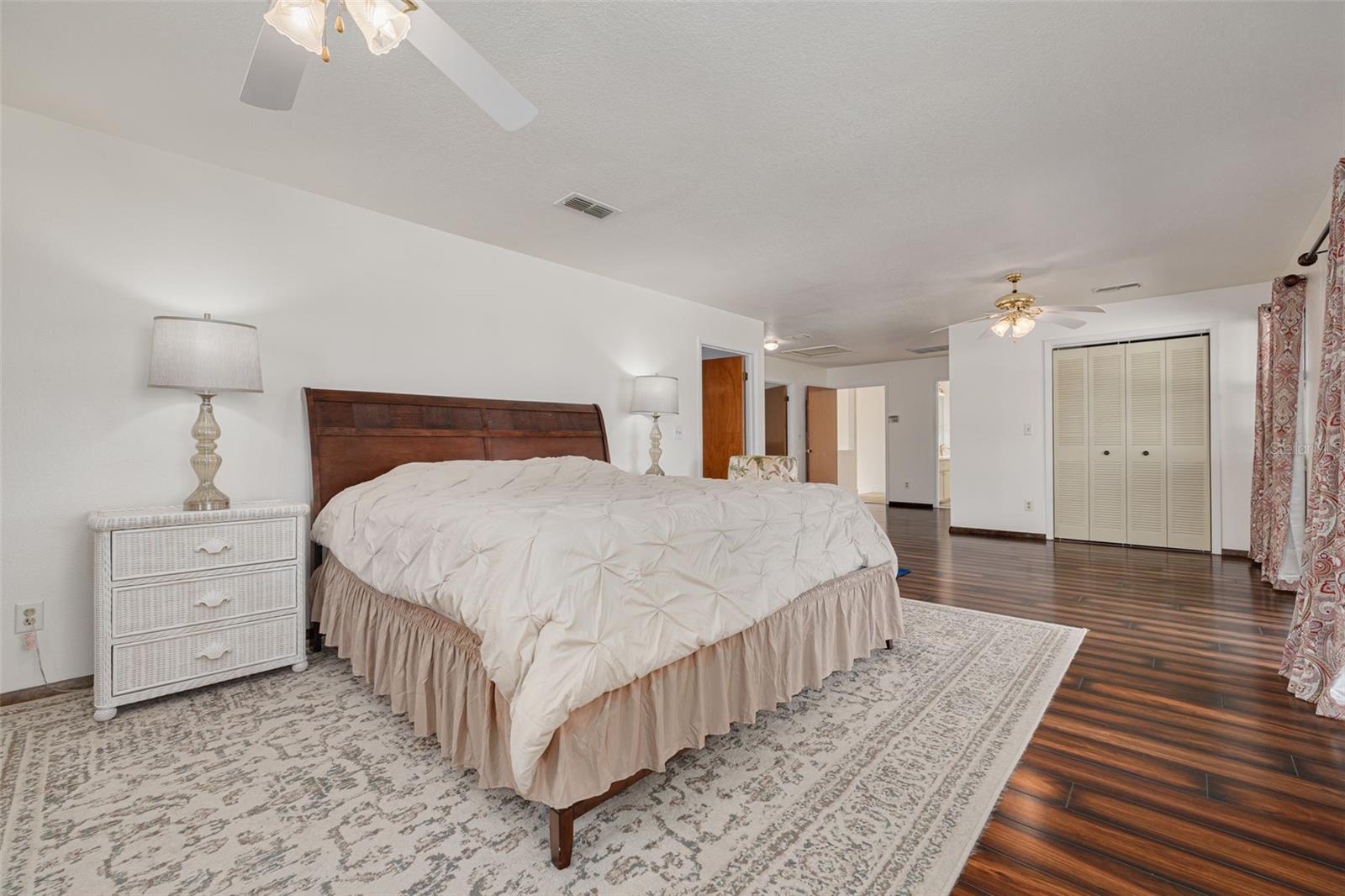 Image 28 of 61 For 5531 Manatee Point Drive