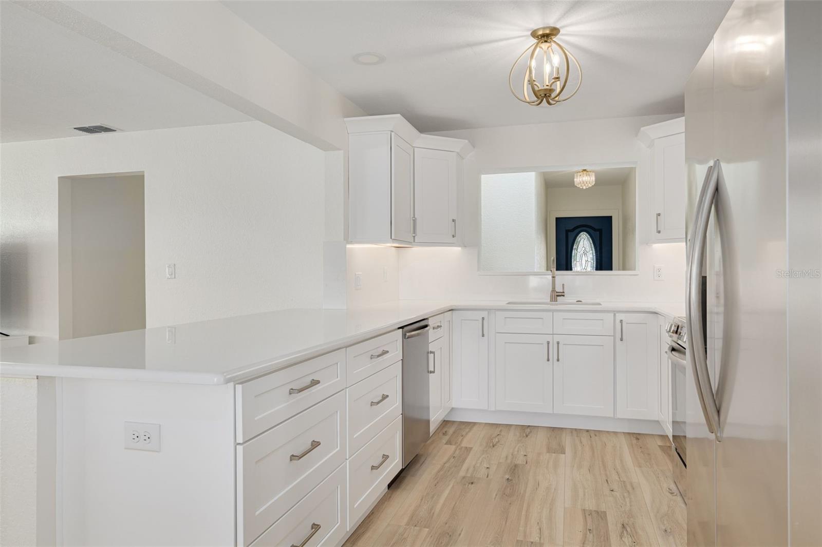 Image 6 of 61 For 5531 Manatee Point Drive