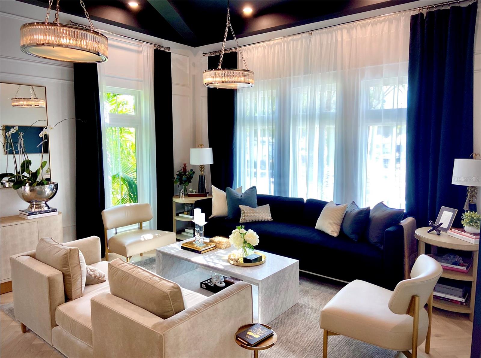 Image 23 of 74 For 4923 San Rafael Street