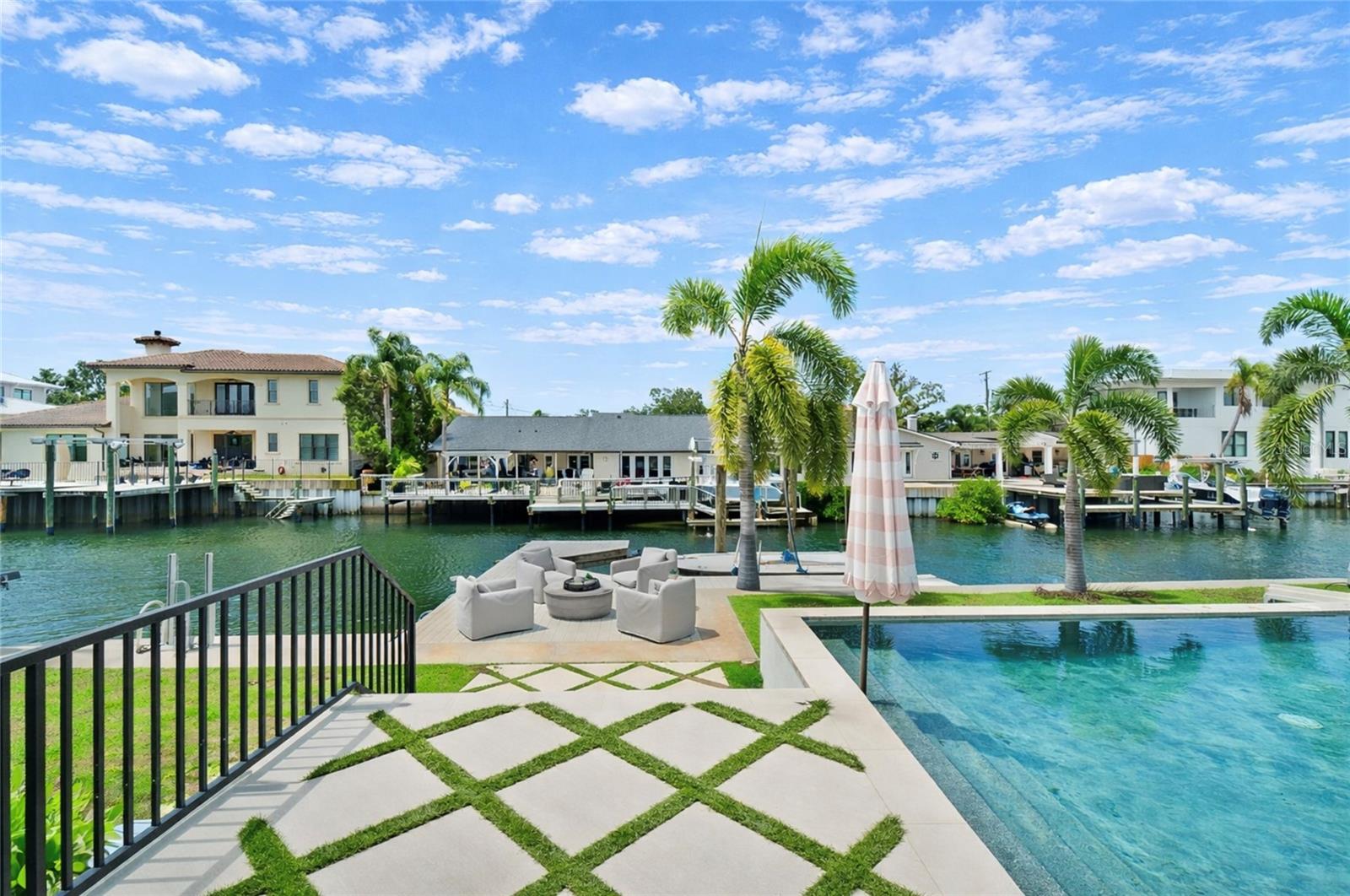 Image 3 of 74 For 4923 San Rafael Street