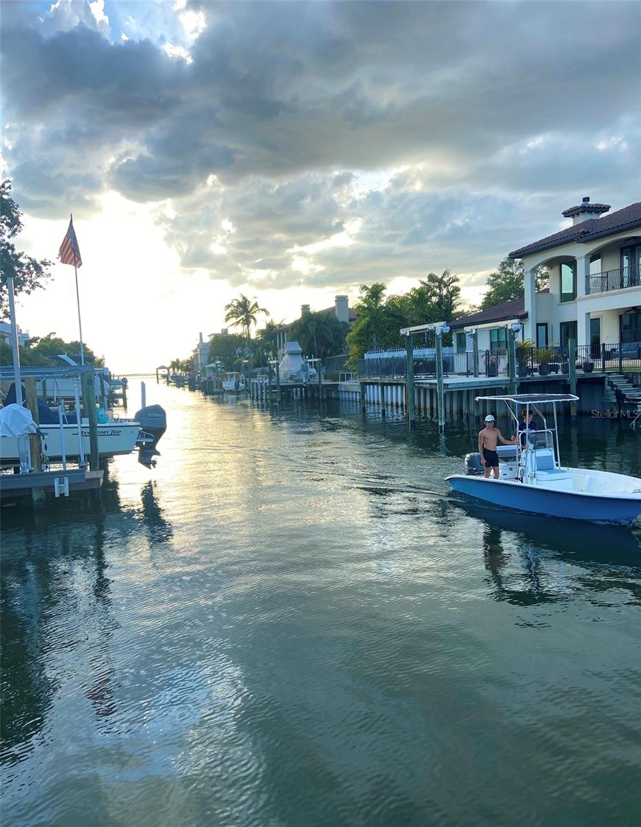 Image 34 of 74 For 4923 San Rafael Street