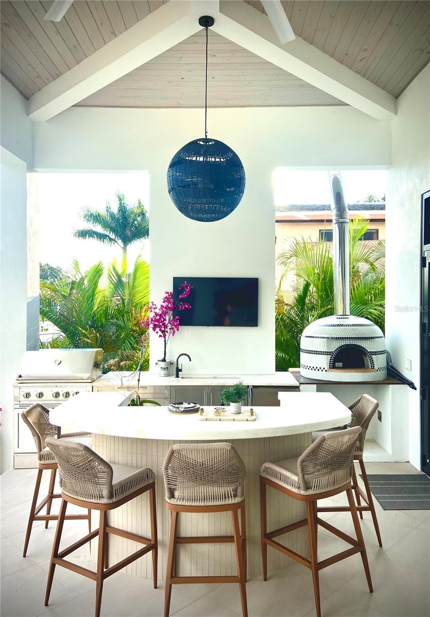 Image 7 of 74 For 4923 San Rafael Street