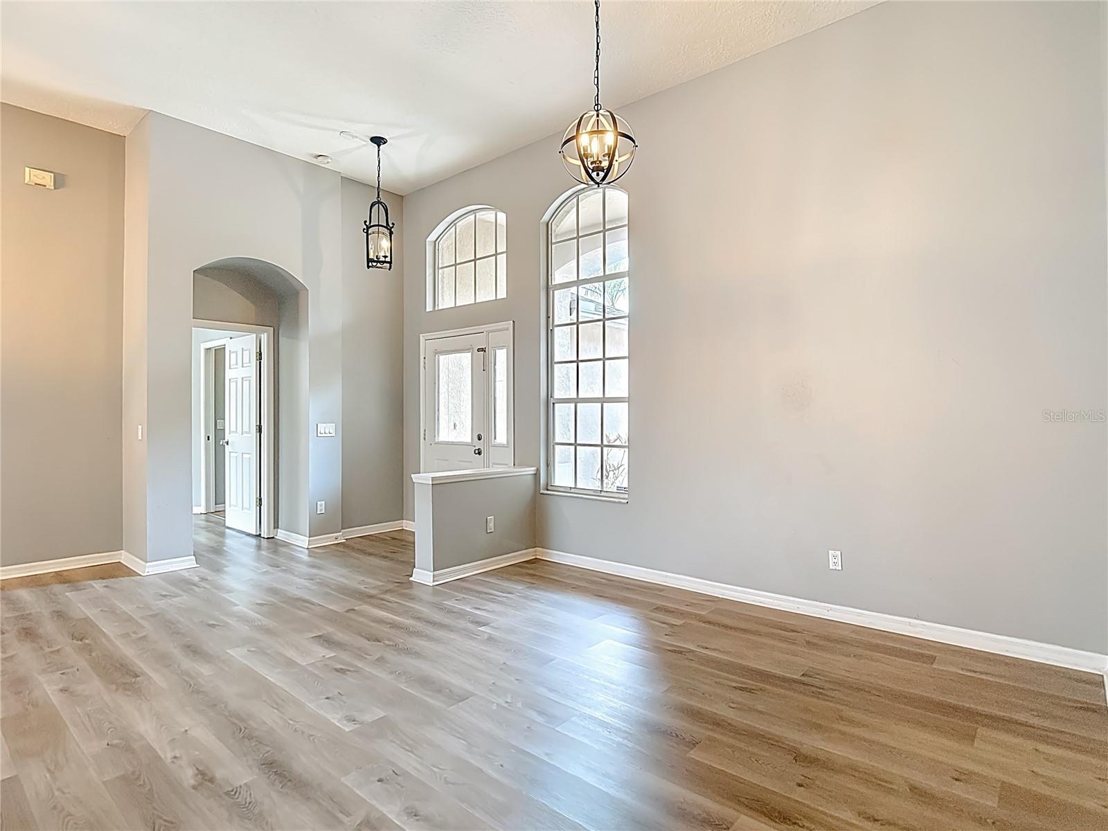 Image 15 of 87 For 8521 Bramwell Way