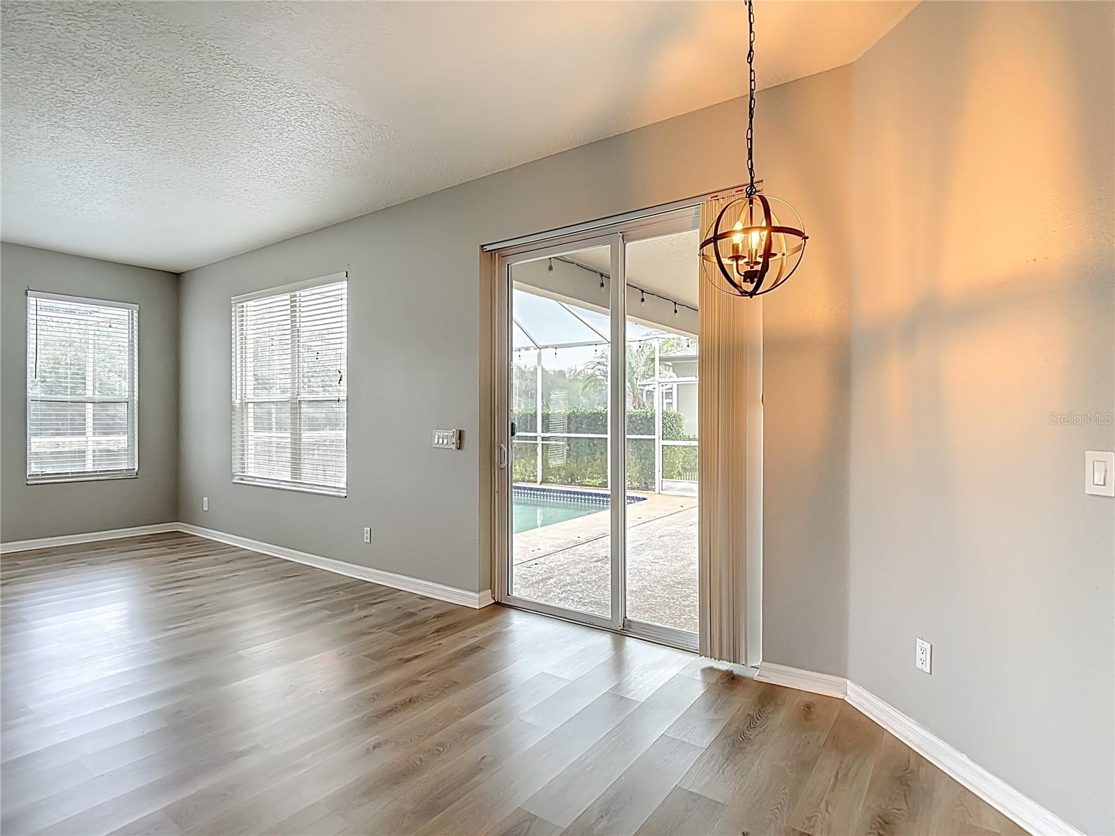 Image 26 of 87 For 8521 Bramwell Way