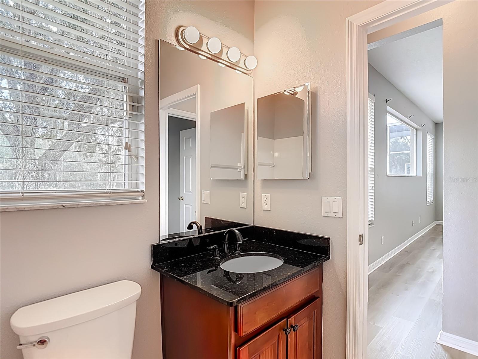 Image 40 of 87 For 8521 Bramwell Way