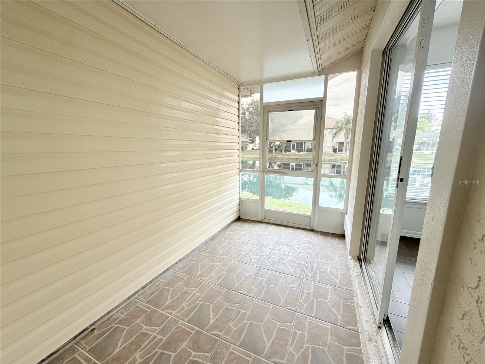 Image 16 of 28 For 20 Emerald Bay Drive