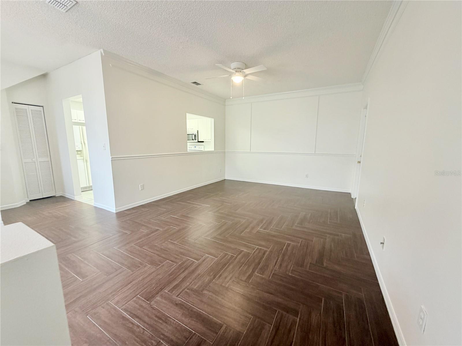 Image 17 of 28 For 20 Emerald Bay Drive