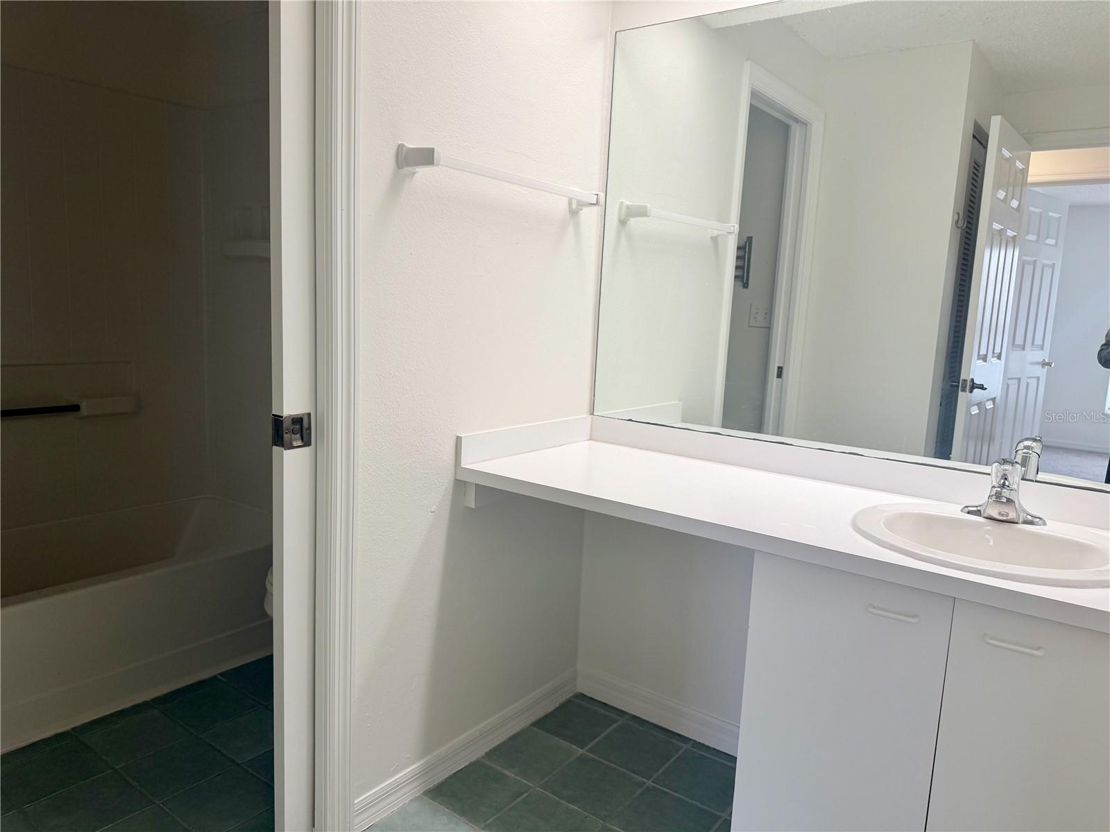 Image 22 of 28 For 20 Emerald Bay Drive