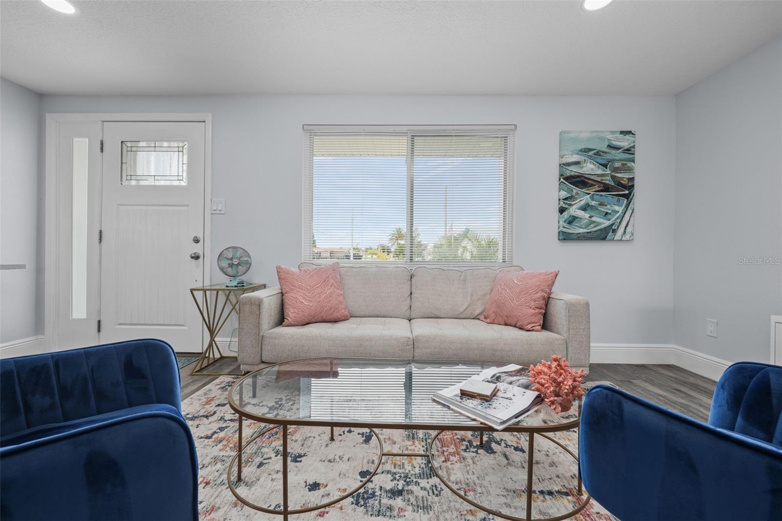 Image 10 of 96 For 13704 Veronica Drive