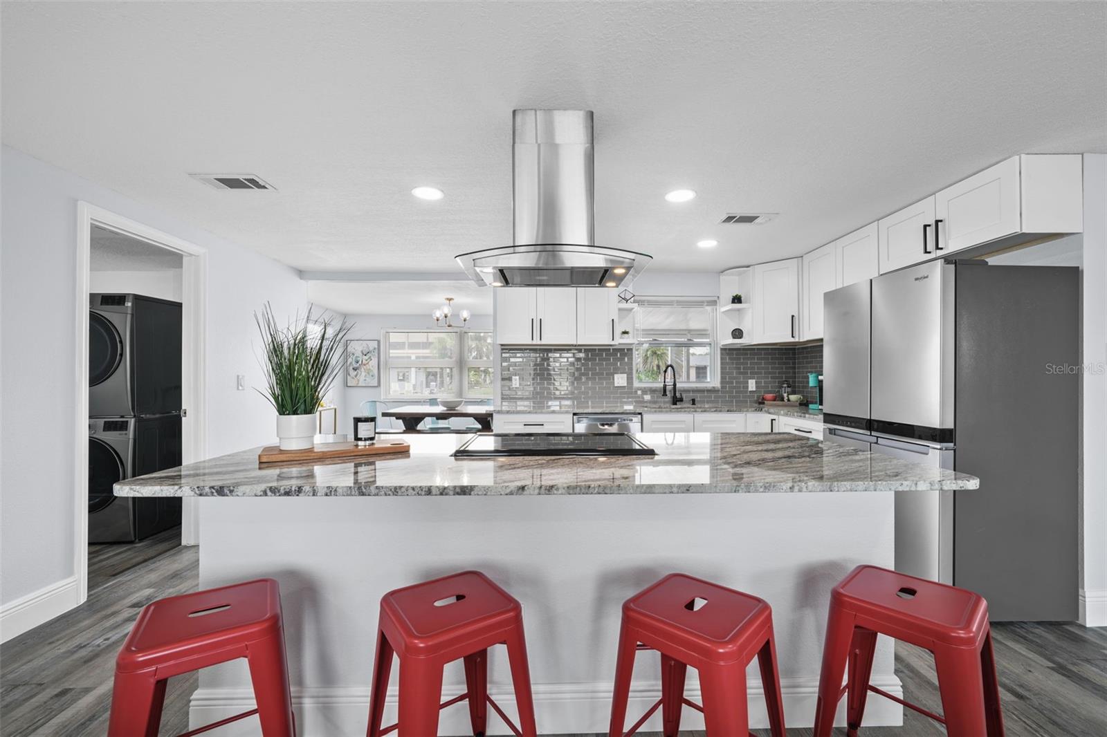 Image 13 of 96 For 13704 Veronica Drive