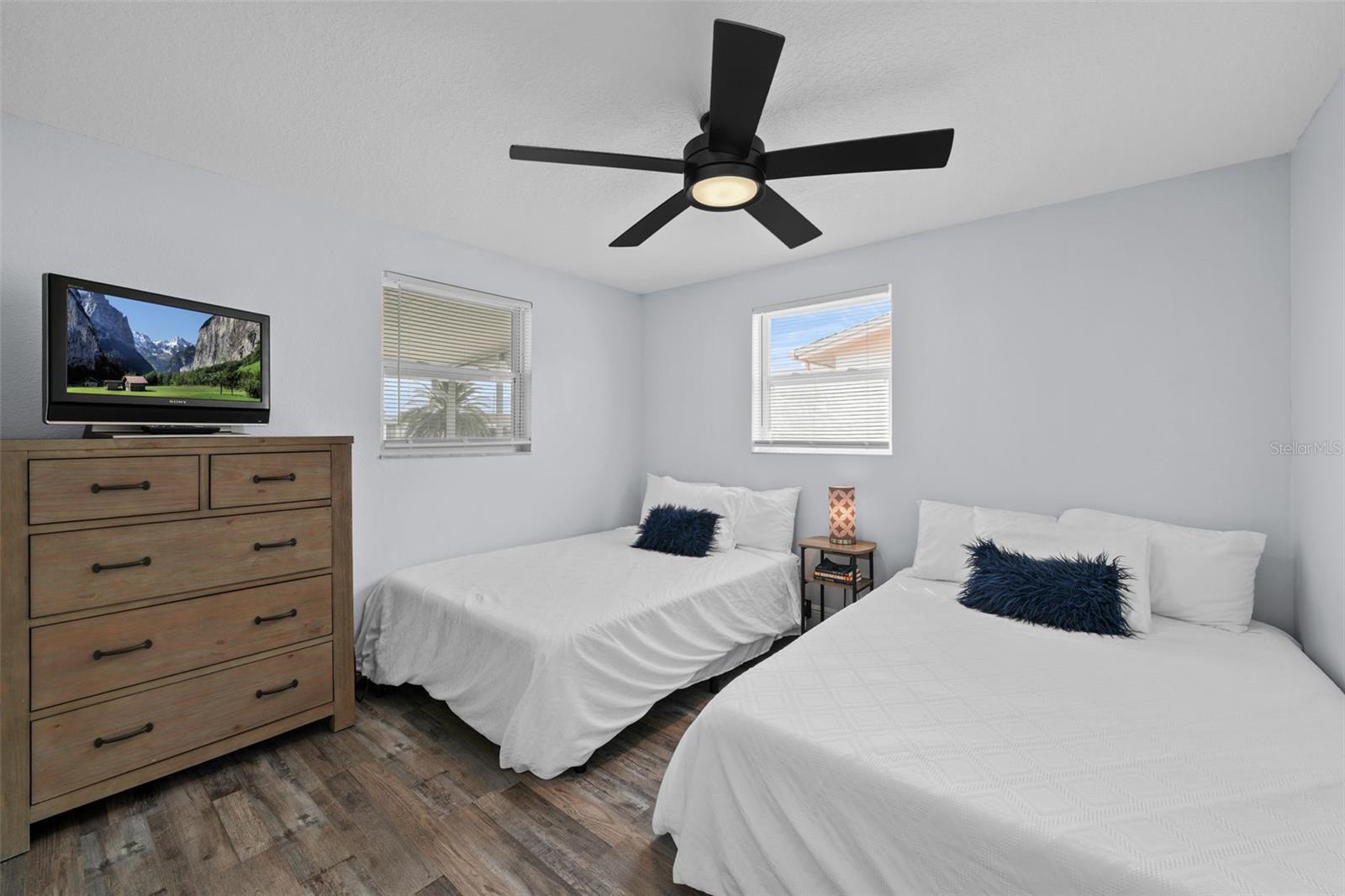 Image 34 of 96 For 13704 Veronica Drive