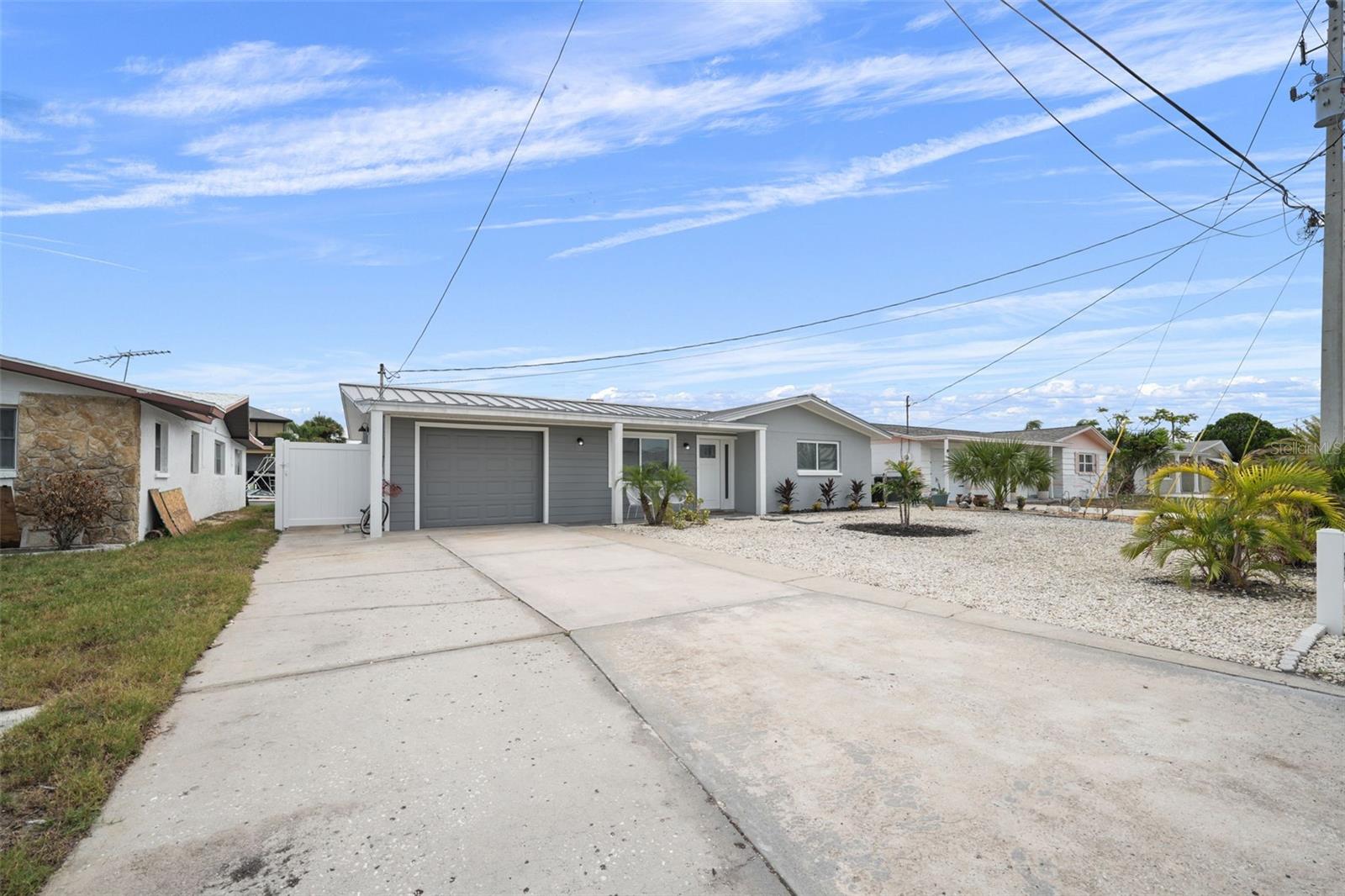 Image 72 of 96 For 13704 Veronica Drive