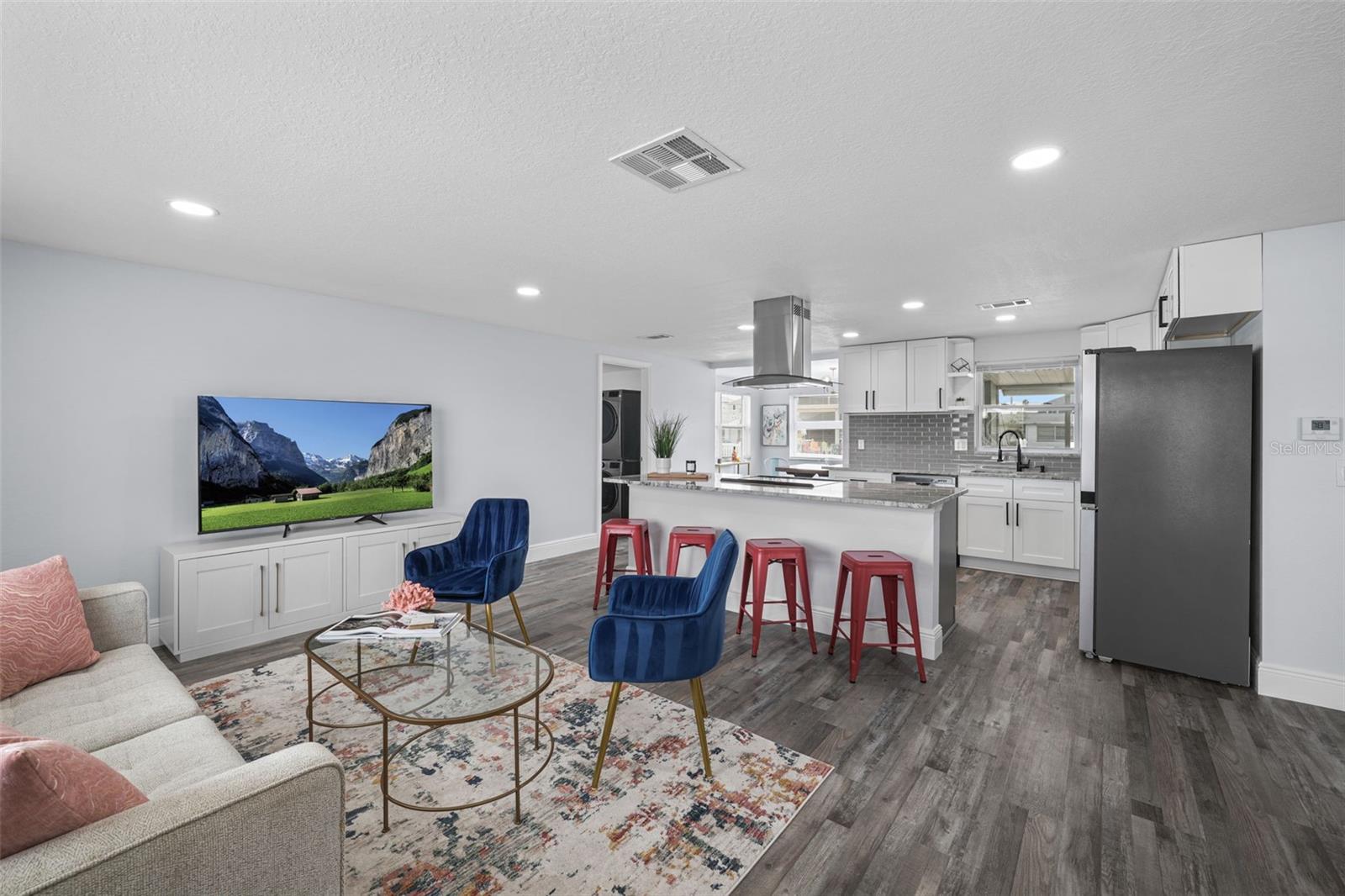 Image 9 of 96 For 13704 Veronica Drive