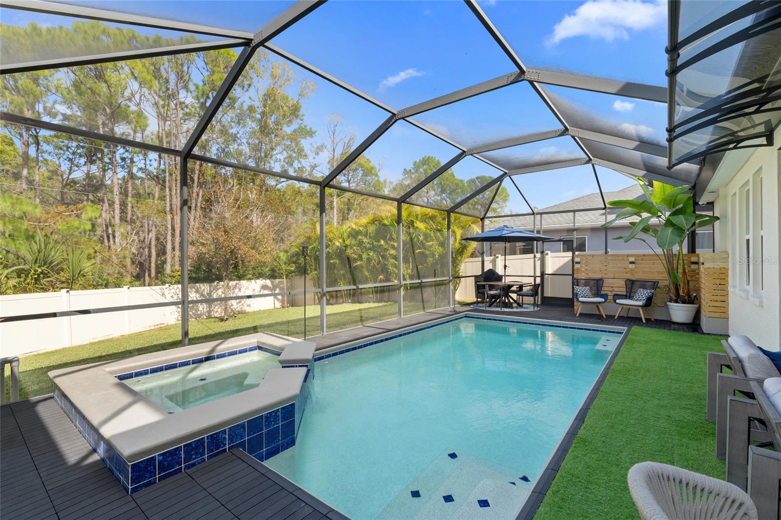 Image 19 of 52 For 12123 Rustic River Way