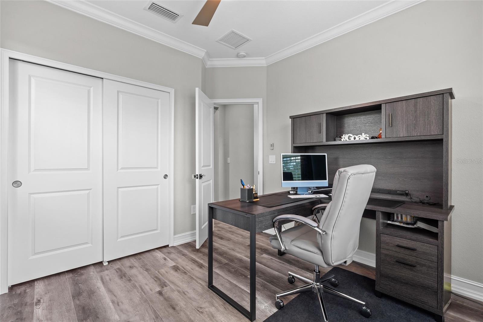 Image 34 of 52 For 12123 Rustic River Way