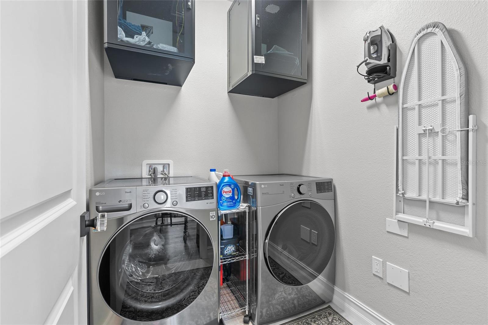 Image 38 of 52 For 12123 Rustic River Way