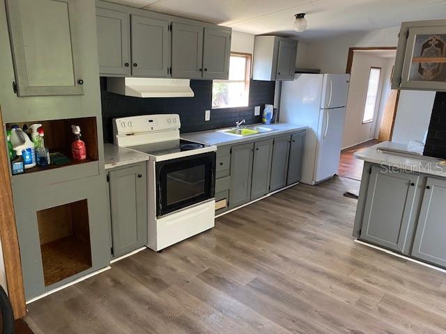 Image 6 of 10 For 8631 Padget Street