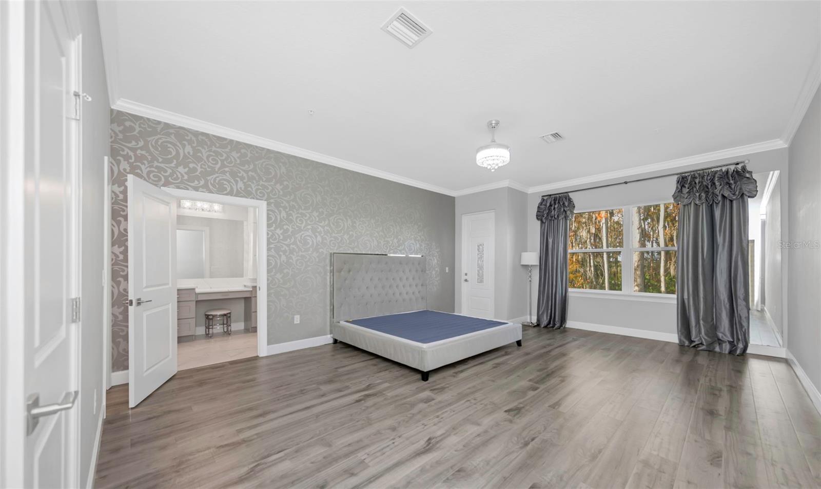 Image 21 of 61 For 754 Grand Cypress Lane