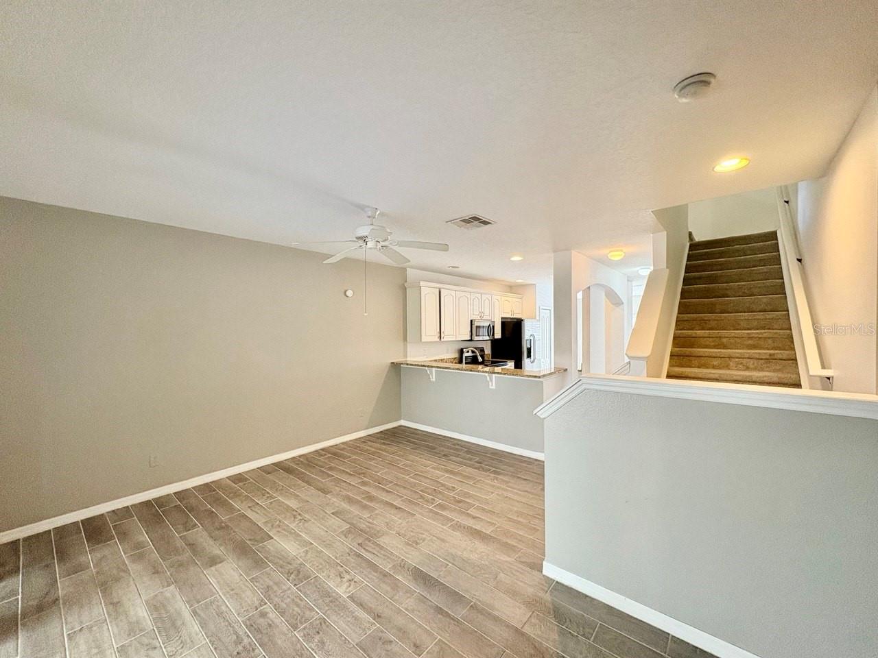 Image 15 of 28 For 15619 Stable Run Drive